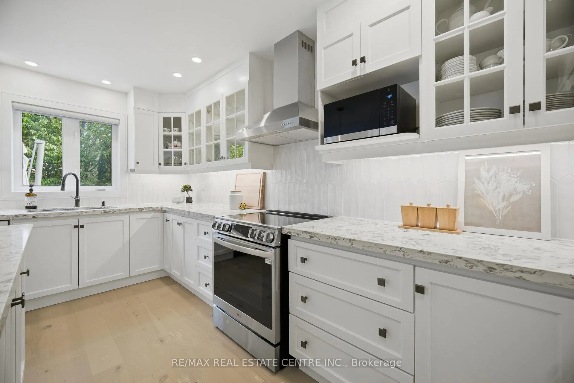 Photo 22 of 5388 Kindos Street, Burlington, Orchard — HOMEH