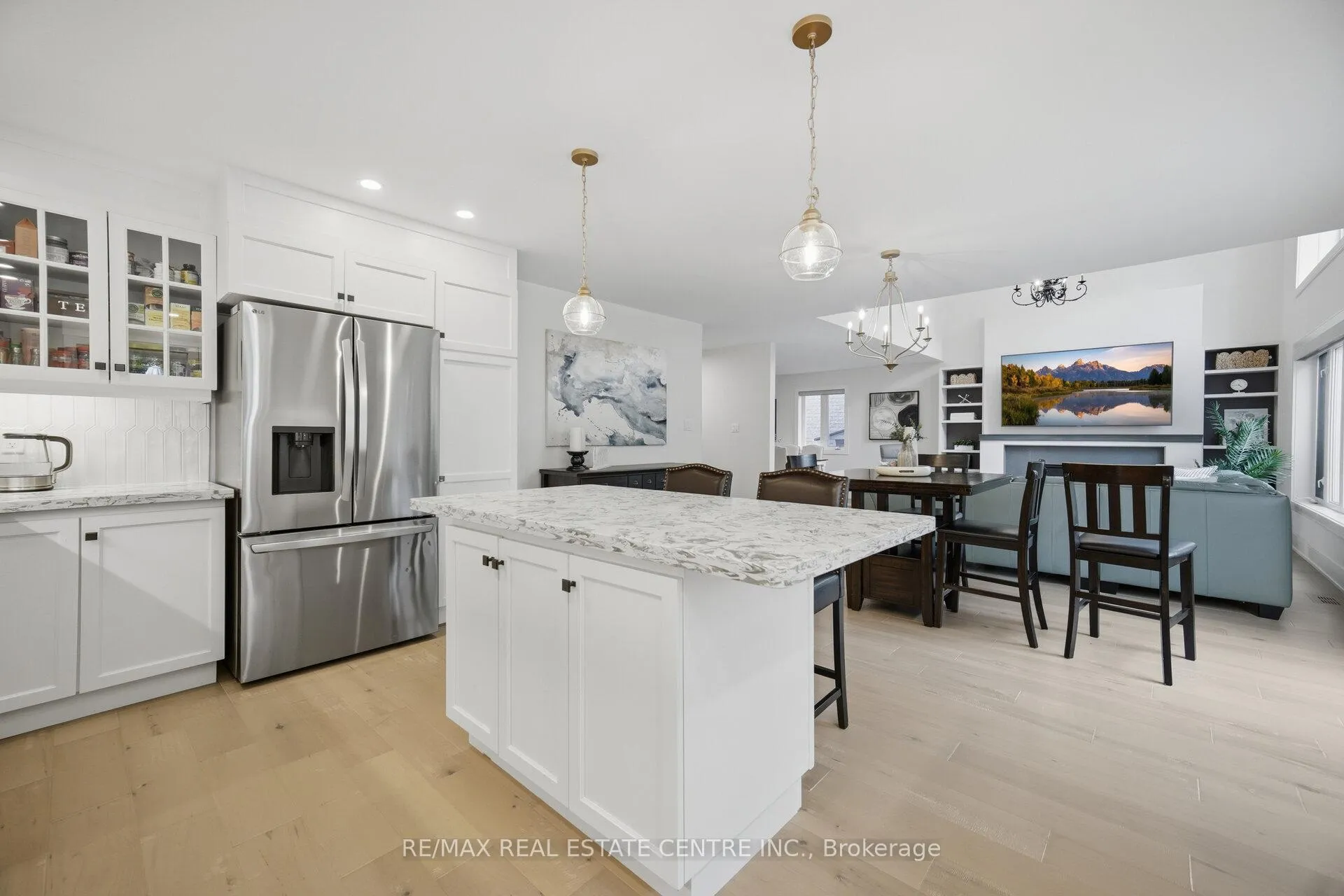 Photo 24 of 5388 Kindos Street, Burlington, Orchard — HOMEH