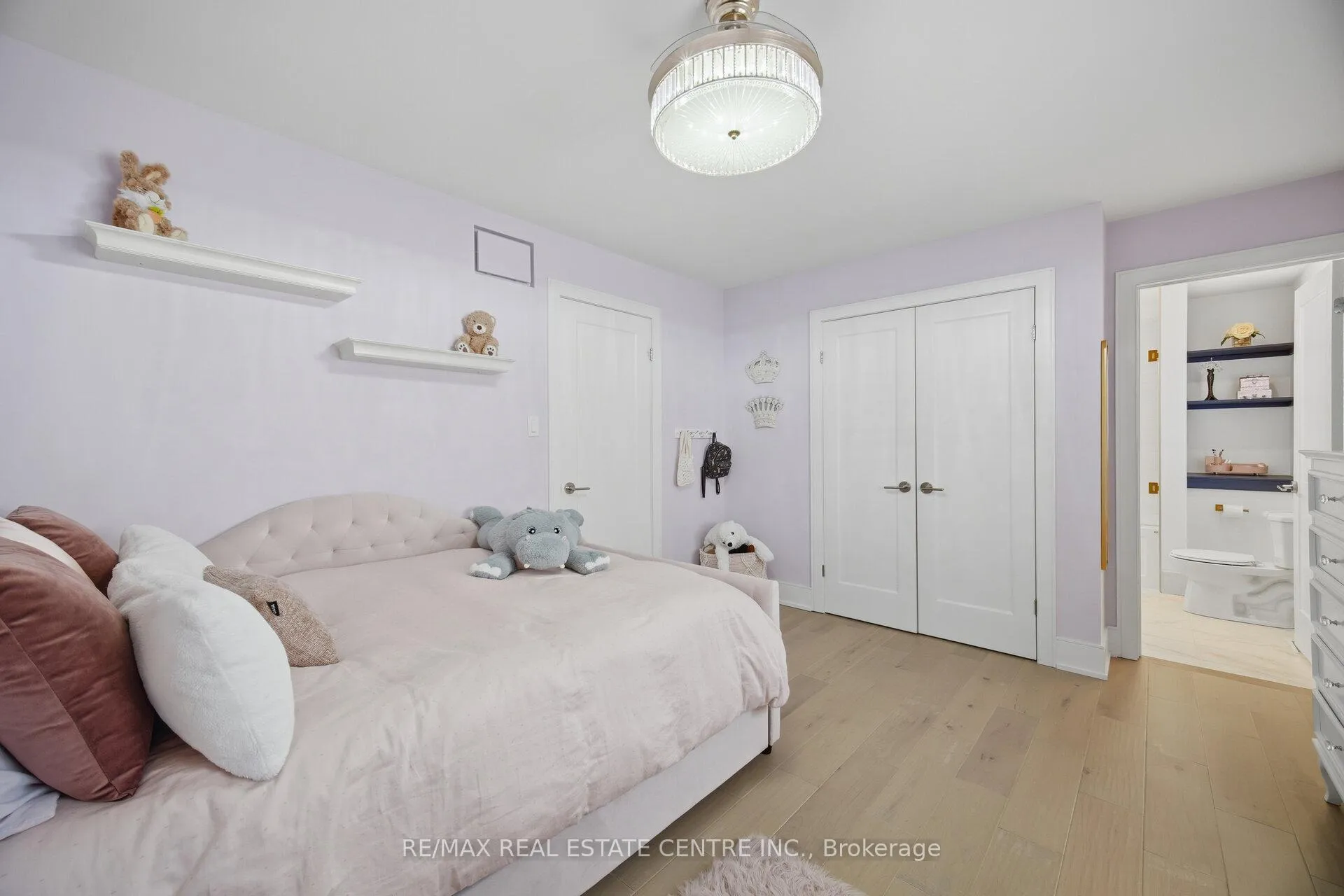 Photo 33 of 5388 Kindos Street, Burlington, Orchard — HOMEH