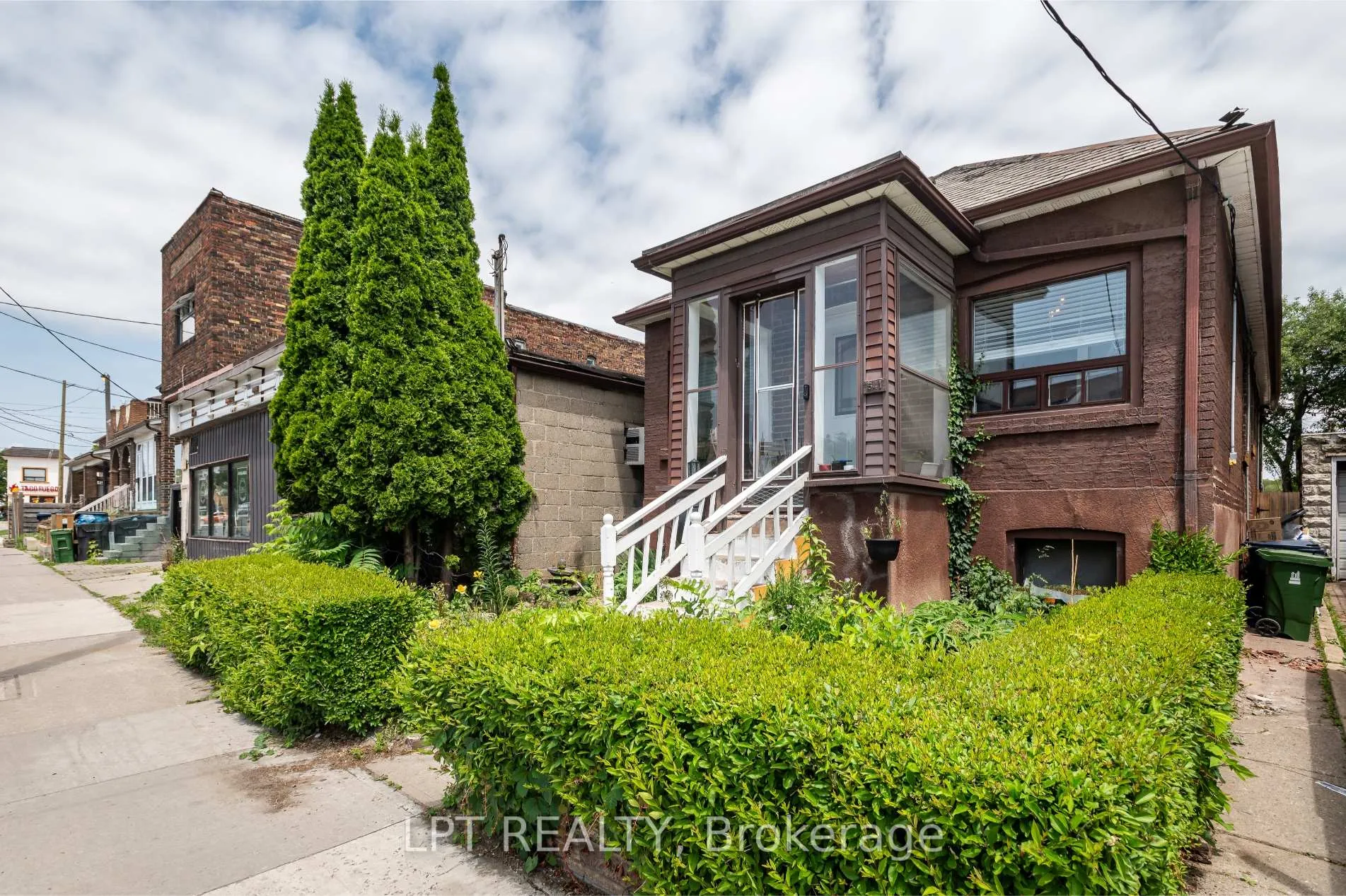 Photo 1 of 541 Vaughan Road, Toronto, Oakwood Village — HOMEH