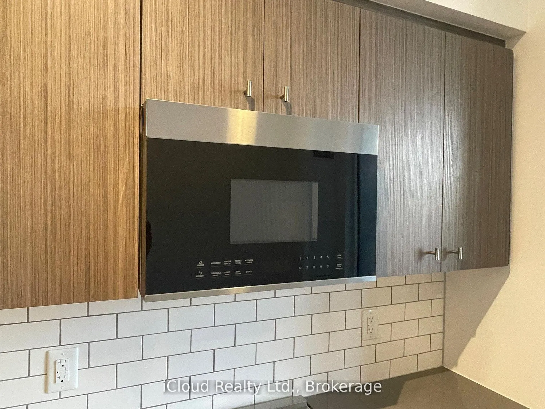Photo 14 of Unit 202, 5 Wellington Street, Kitchener, Cherry Hill — HOMEH