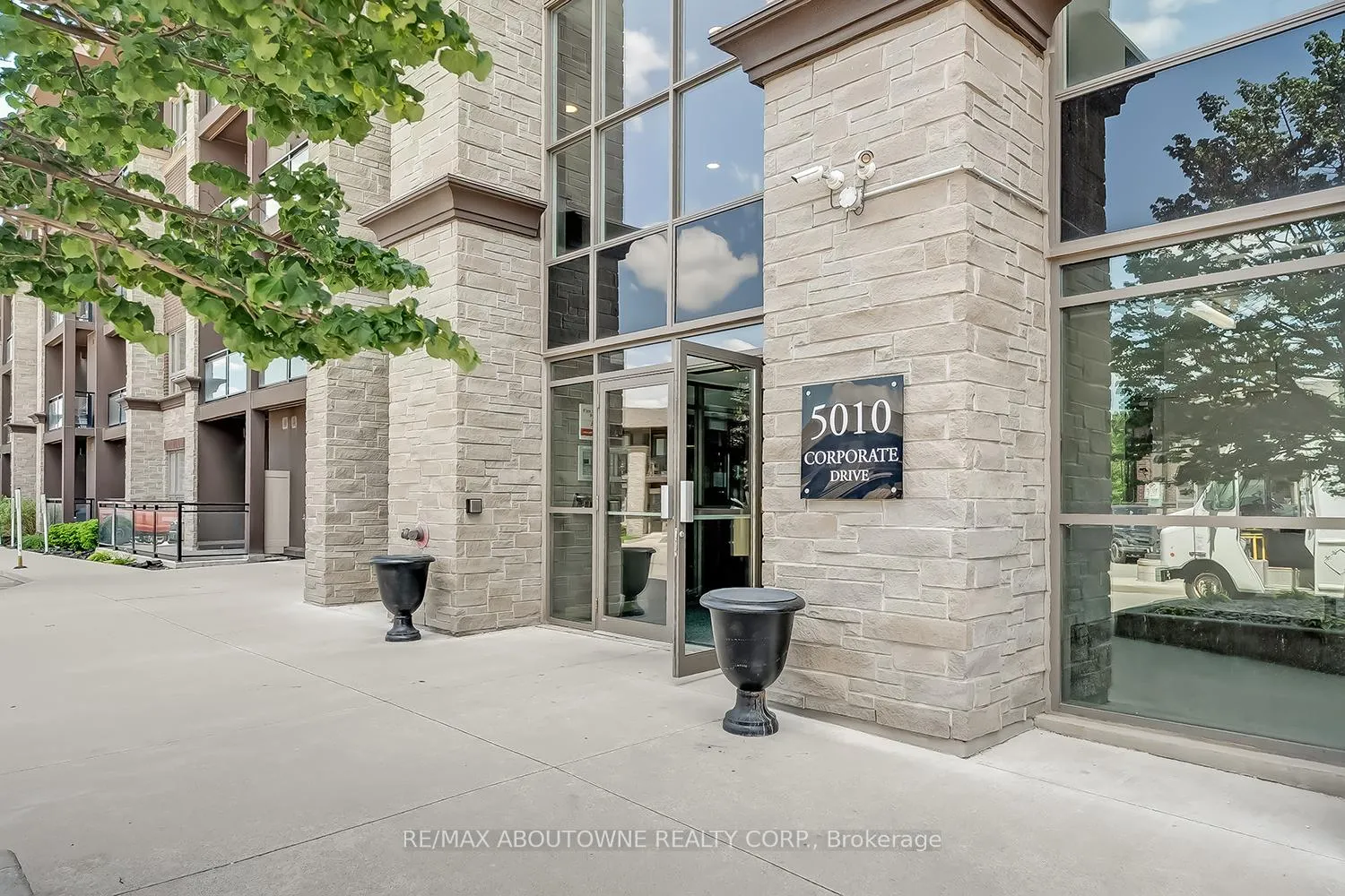 Photo 2 of Unit 116, 5010 Corporate Drive, Burlington, Uptown — HOMEH