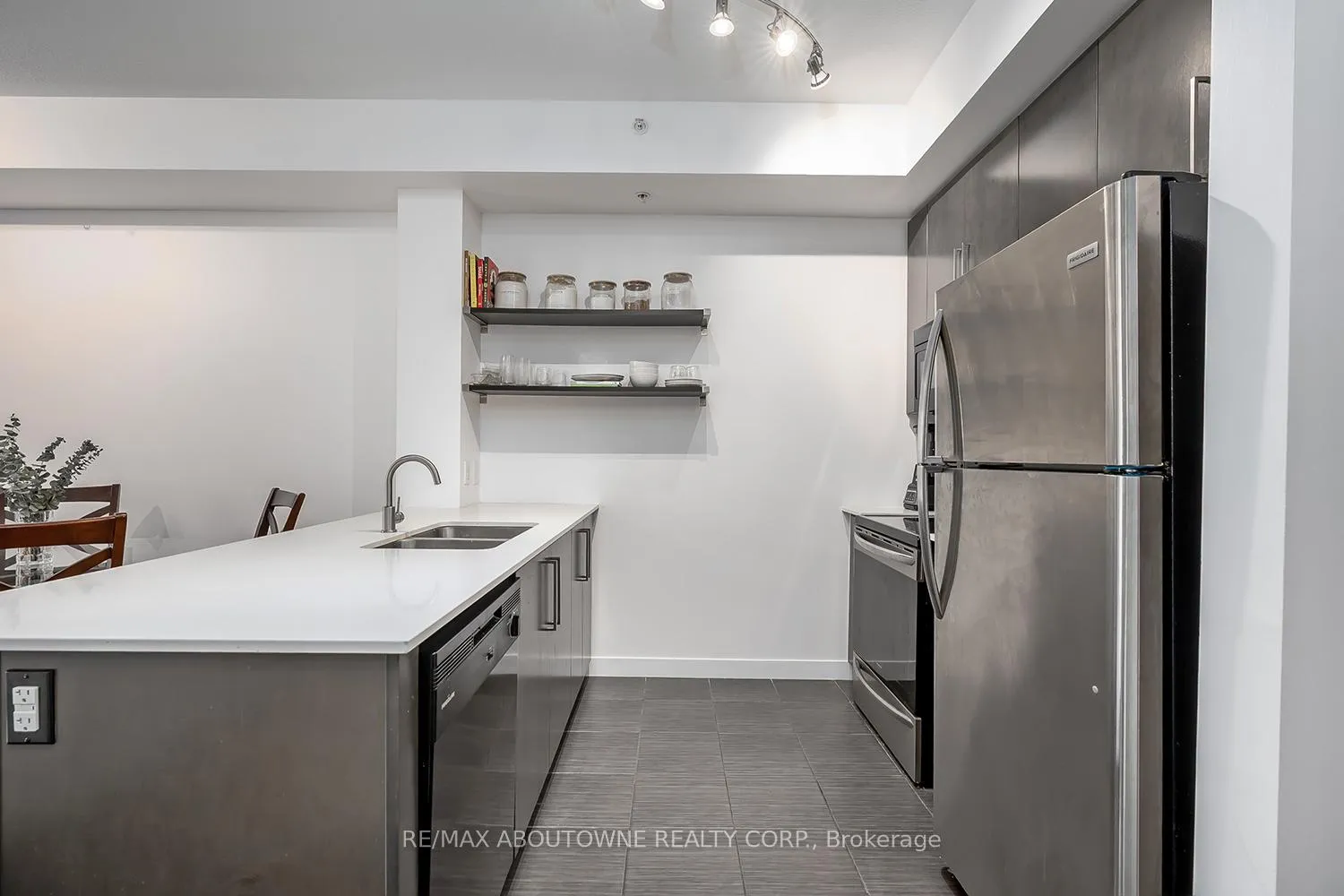 Photo 4 of Unit 116, 5010 Corporate Drive, Burlington, Uptown — HOMEH