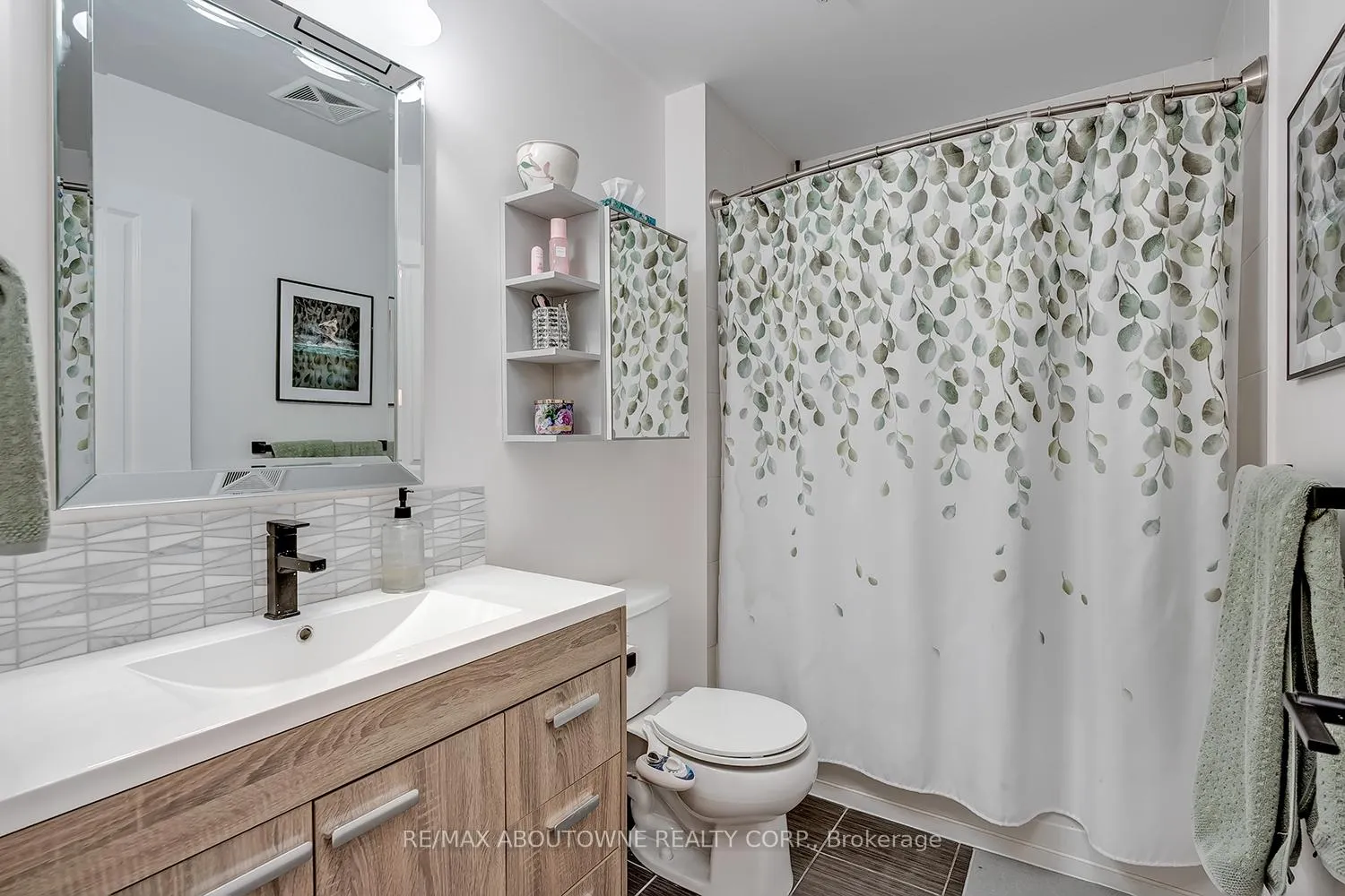 Photo 19 of Unit 116, 5010 Corporate Drive, Burlington, Uptown — HOMEH