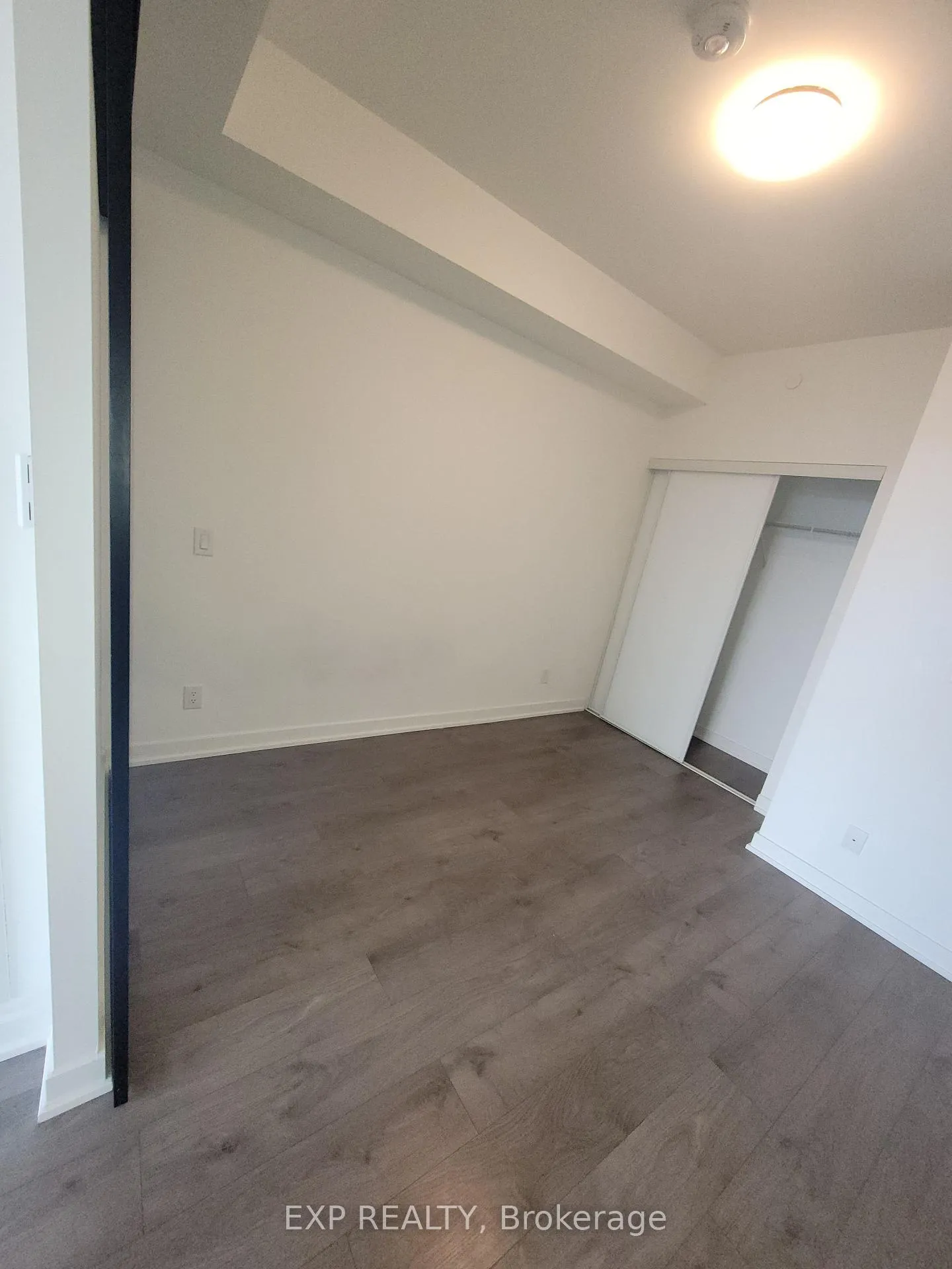 Photo 4 of Unit 703, 5 Defries Street, Toronto, Regent Park — HOMEH