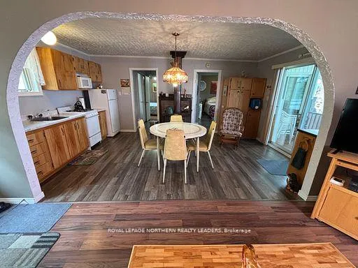 Photo 13 of 1320 Glackmeyer 12 & 1 Concession, Cochrane — HOMEH