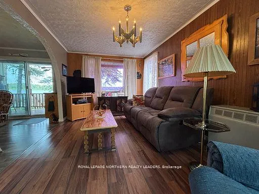Photo 23 of 1320 Glackmeyer 12 & 1 Concession, Cochrane — HOMEH