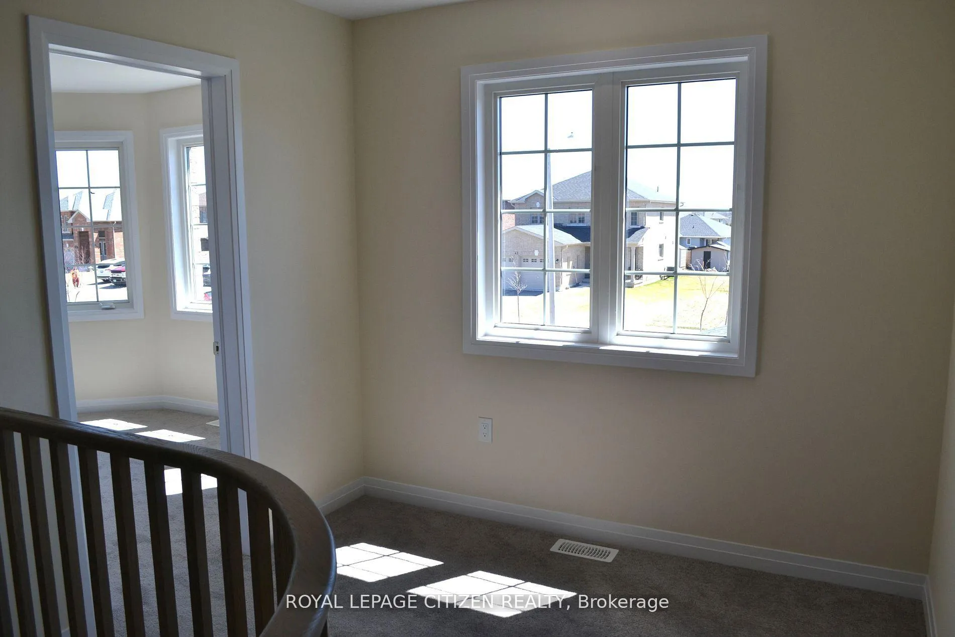 Photo 15 of 41 Carew Boulevard, Kawartha Lakes, Lindsay — HOMEH