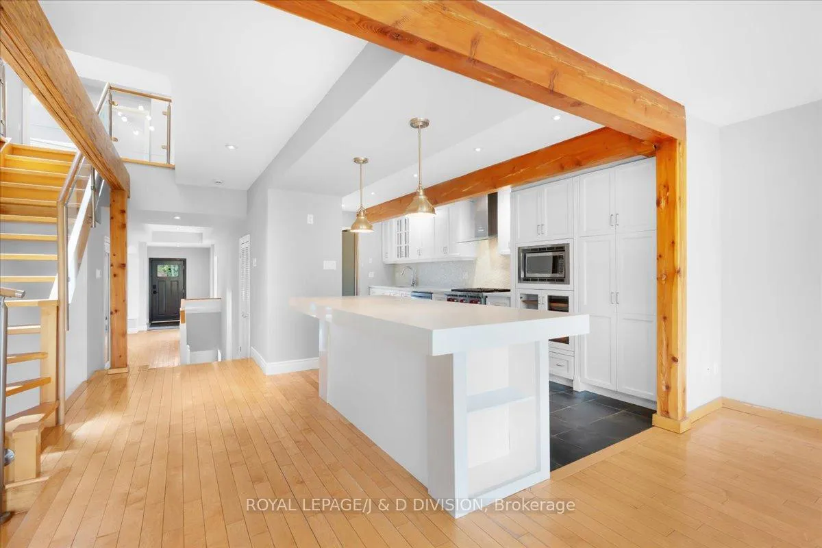 Photo 9 of 73 Astley Avenue, Toronto, Rosedale-Moore Park — HOMEH