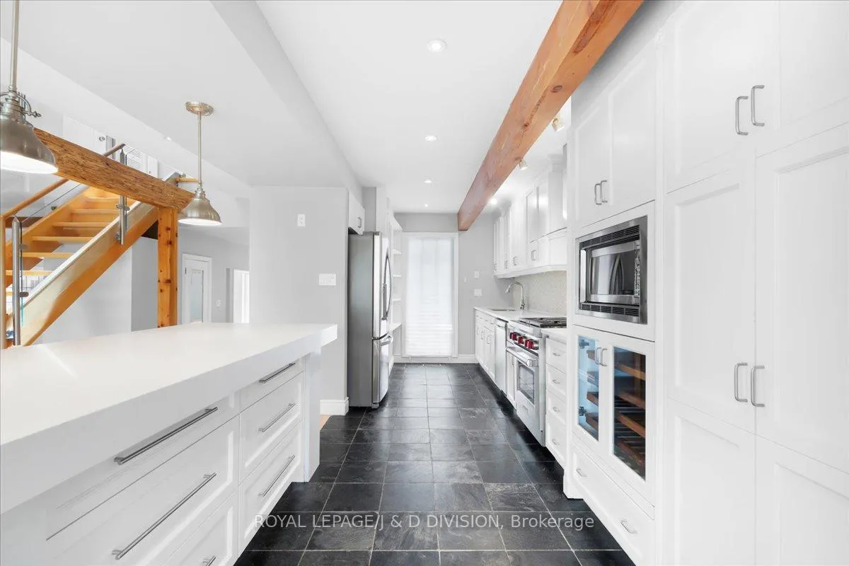 Photo 10 of 73 Astley Avenue, Toronto, Rosedale-Moore Park — HOMEH