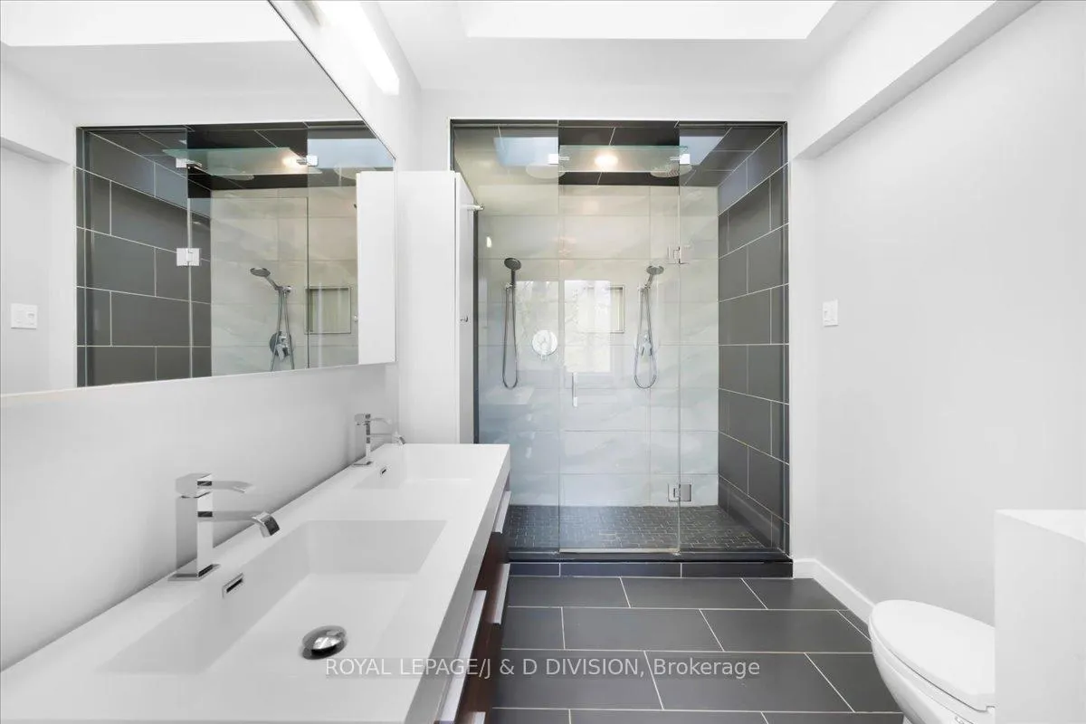 Photo 19 of 73 Astley Avenue, Toronto, Rosedale-Moore Park — HOMEH