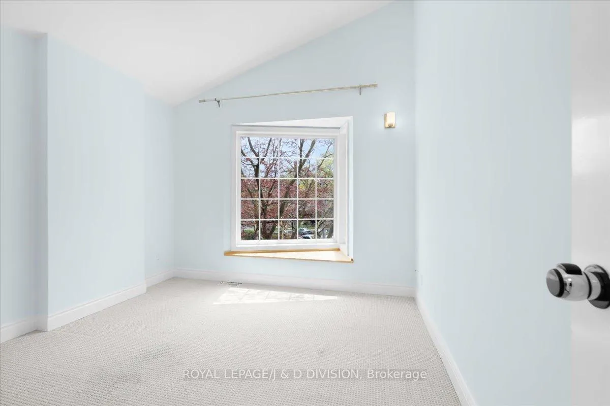 Photo 22 of 73 Astley Avenue, Toronto, Rosedale-Moore Park — HOMEH