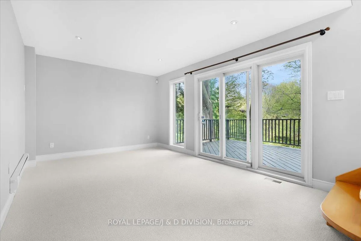 Photo 29 of 73 Astley Avenue, Toronto, Rosedale-Moore Park — HOMEH