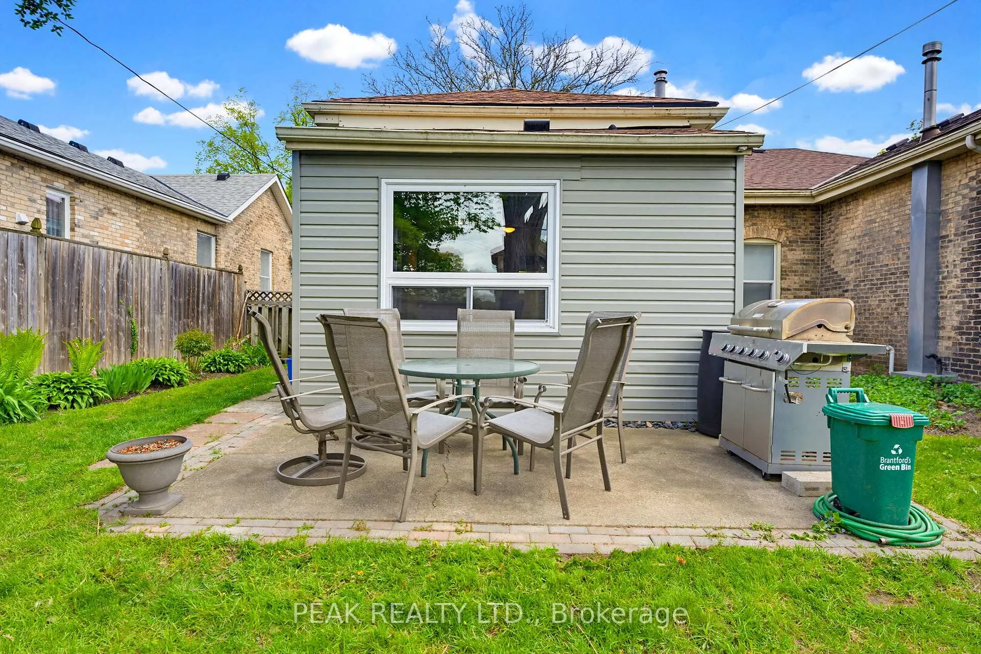 Photo 21 of 146 William Street, Brantford, North Ward — HOMEH