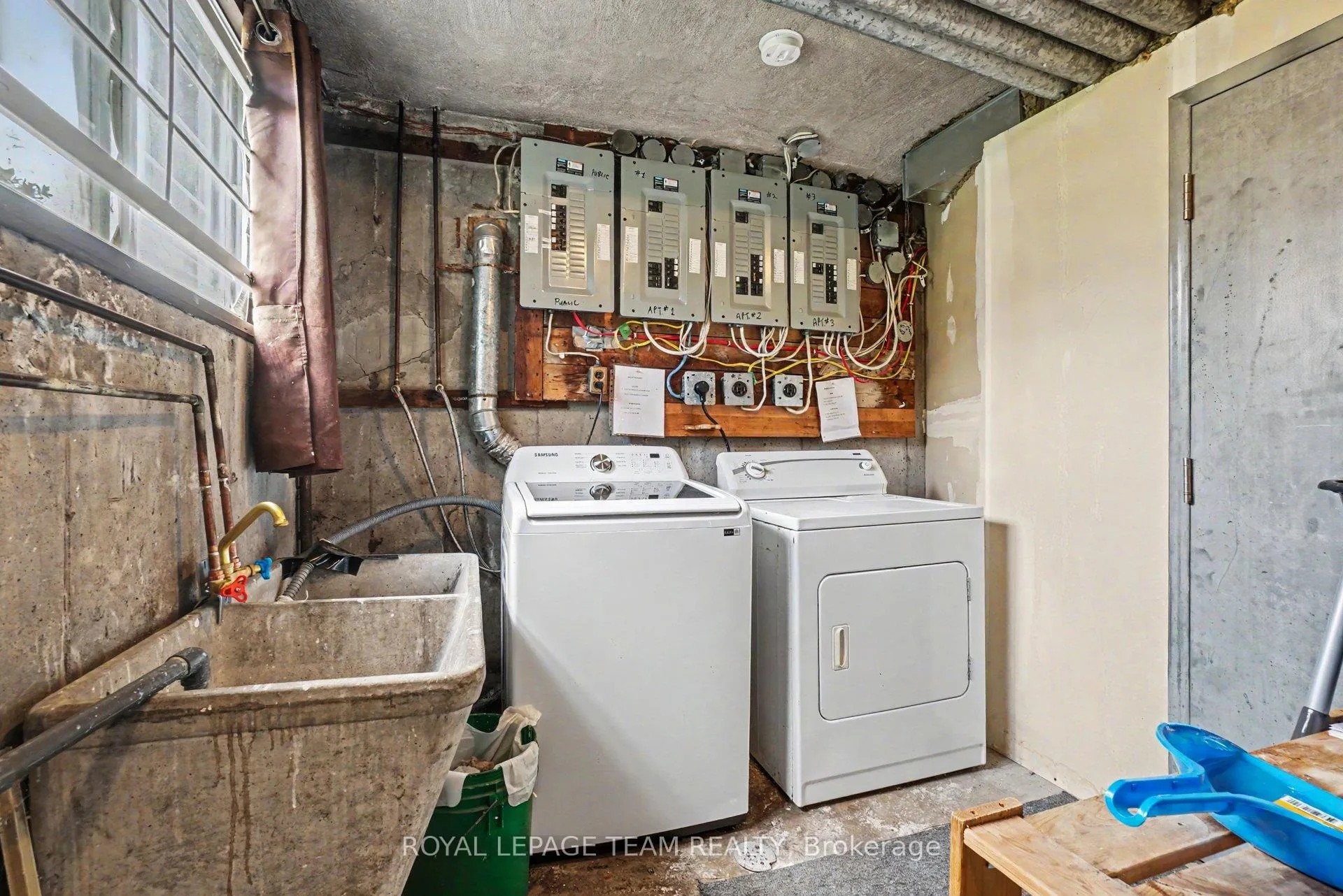 Photo 23 of 707 Edison Avenue, Ottawa, Laurentianview — HOMEH