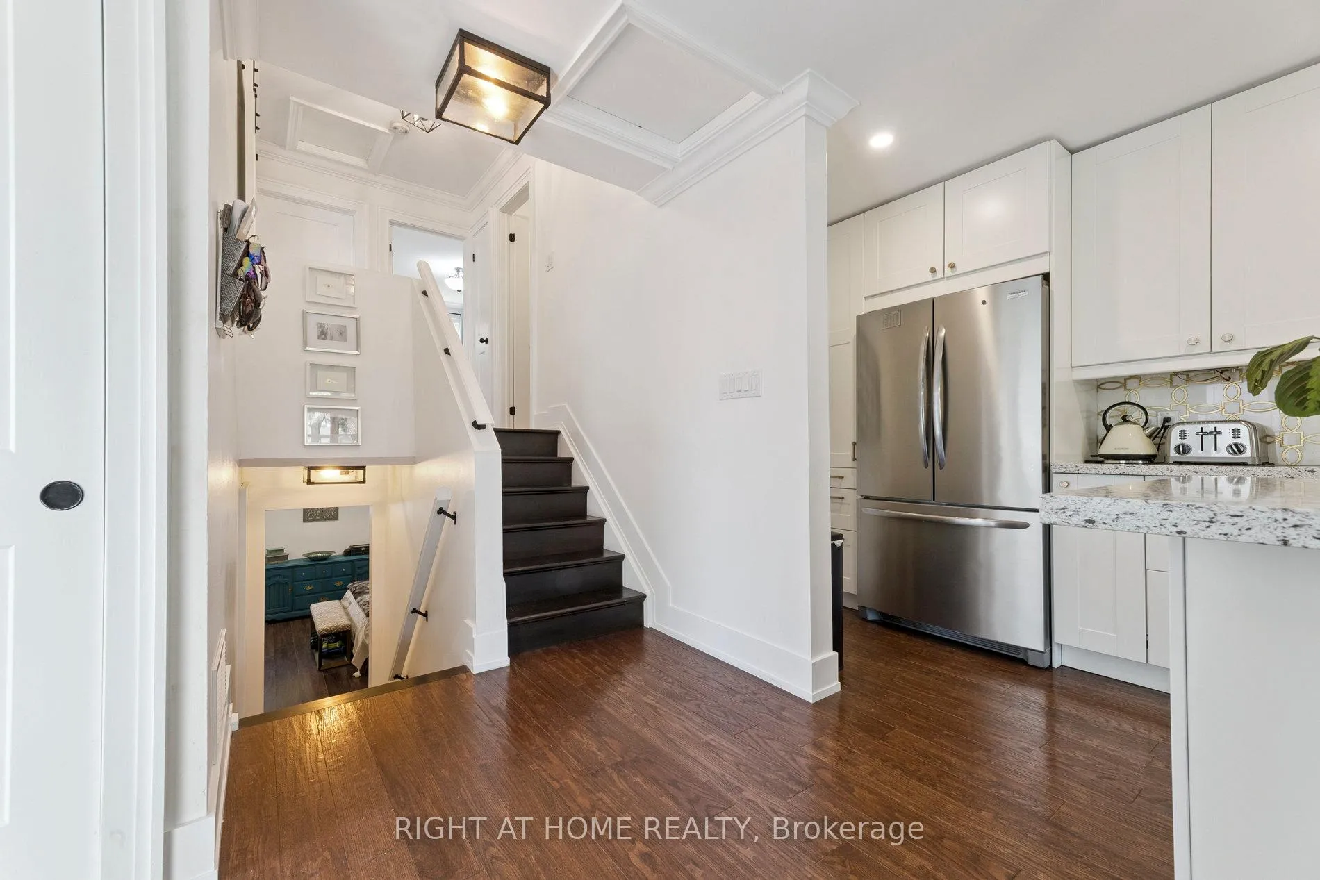 Photo 15 of 403 Chandos Court, Oshawa, Lakeview — HOMEH