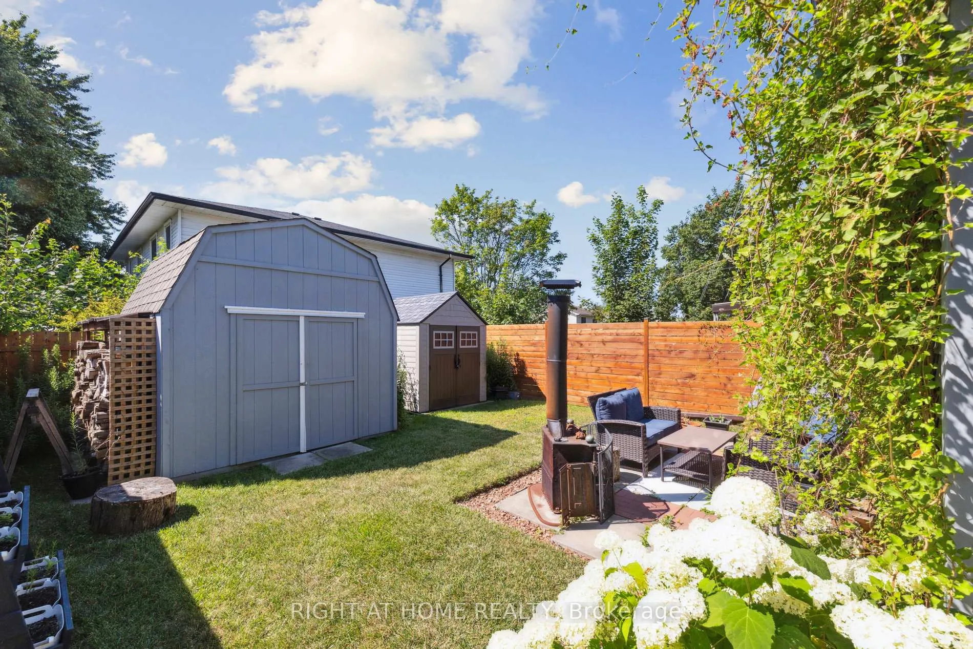 Photo 24 of 403 Chandos Court, Oshawa, Lakeview — HOMEH