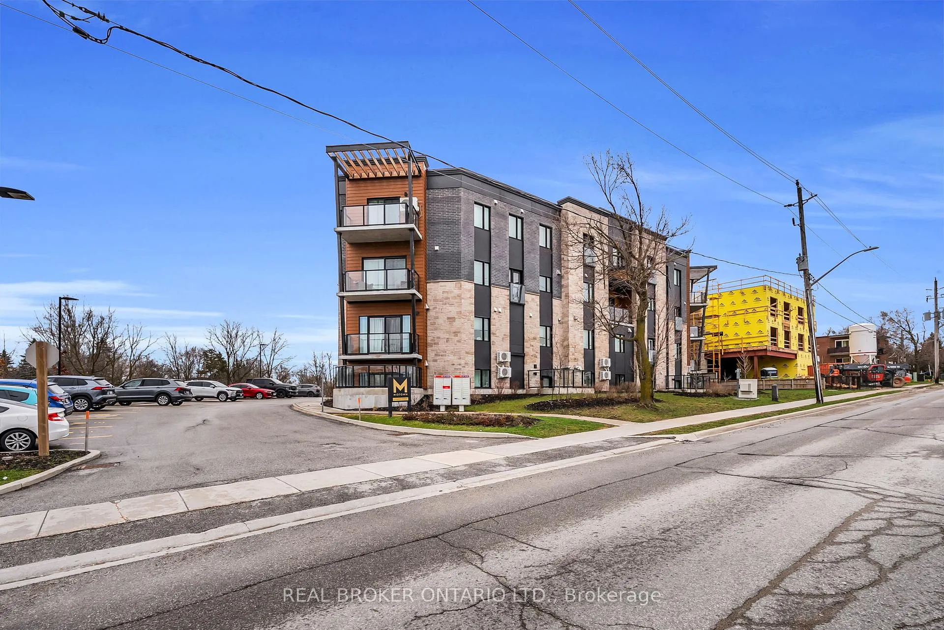 Photo 2 of Unit 311, 17 Centre Street, Orangeville — HOMEH