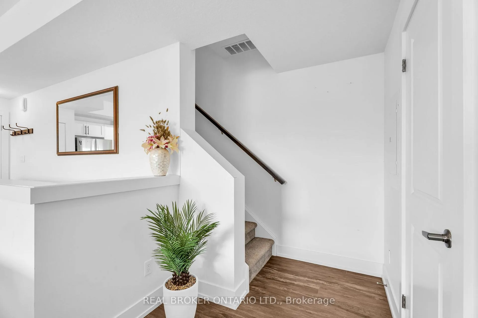 Photo 26 of Unit 311, 17 Centre Street, Orangeville — HOMEH