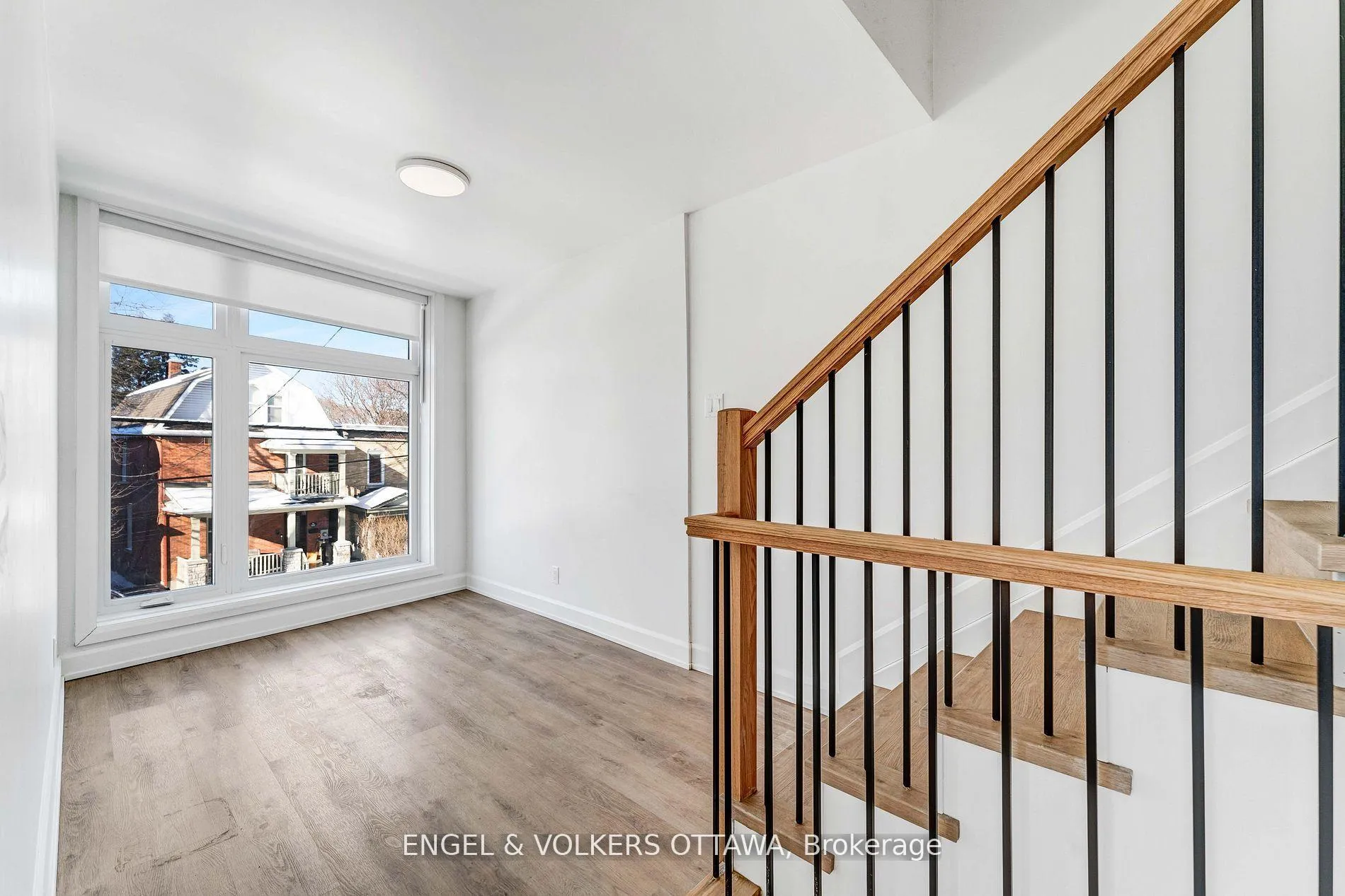 Photo 5 of Unit 3, 156 Fifth Avenue, Ottawa, Glebe — HOMEH