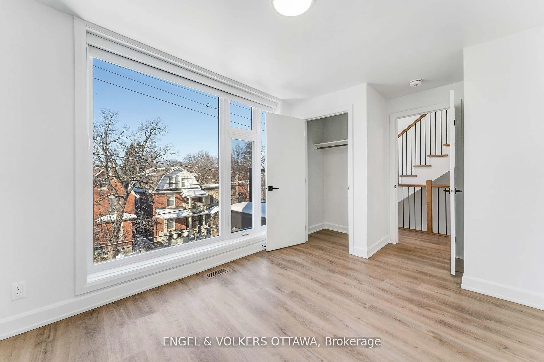 Photo 7 of Unit 3, 156 Fifth Avenue, Ottawa, Glebe — HOMEH