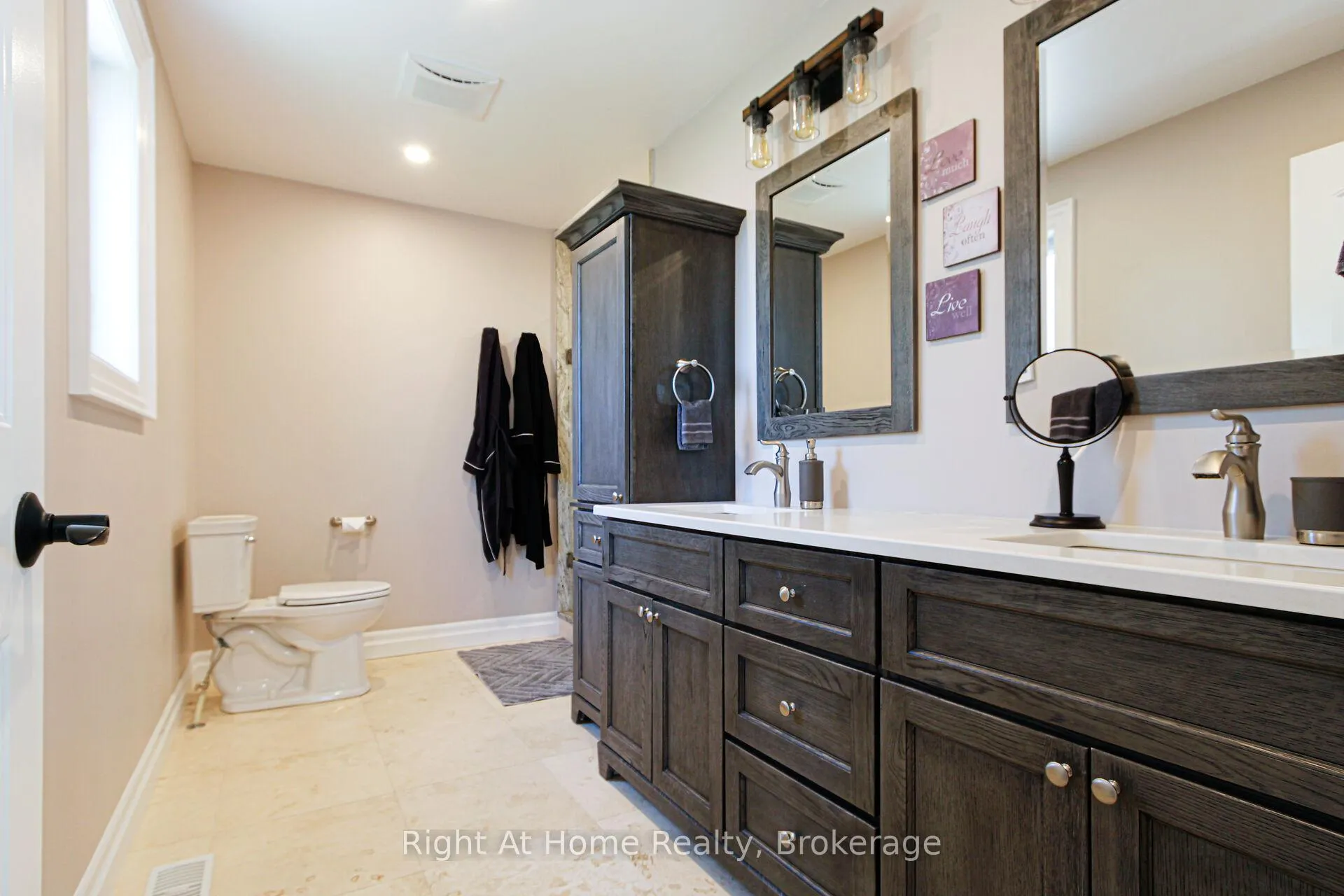 Photo 21 of 367 Golf Club Road, Hamilton, Rural Glanbrook — HOMEH