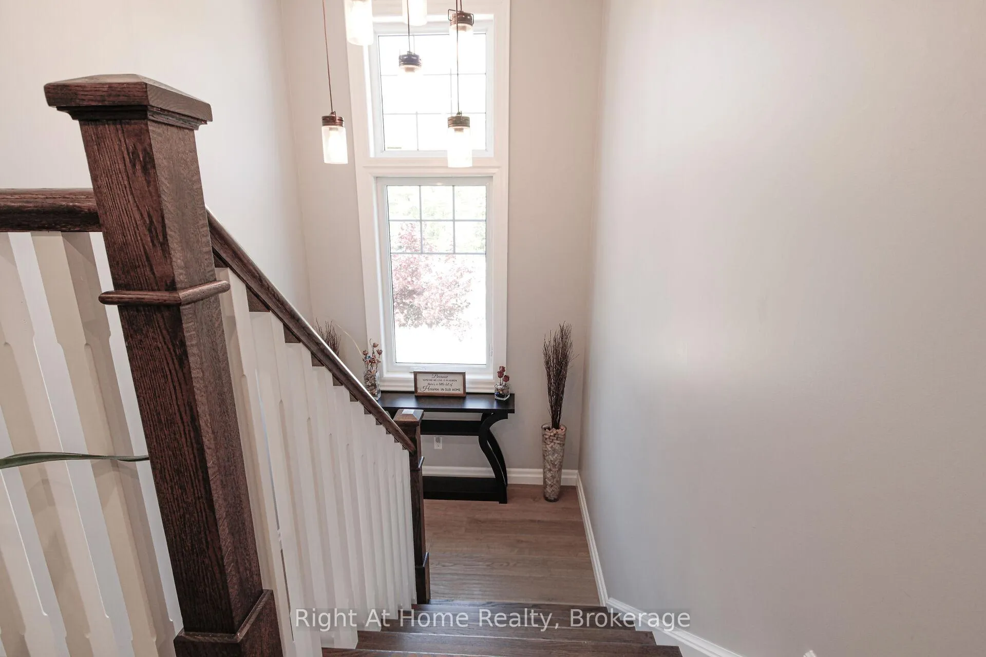 Photo 28 of 367 Golf Club Road, Hamilton, Rural Glanbrook — HOMEH