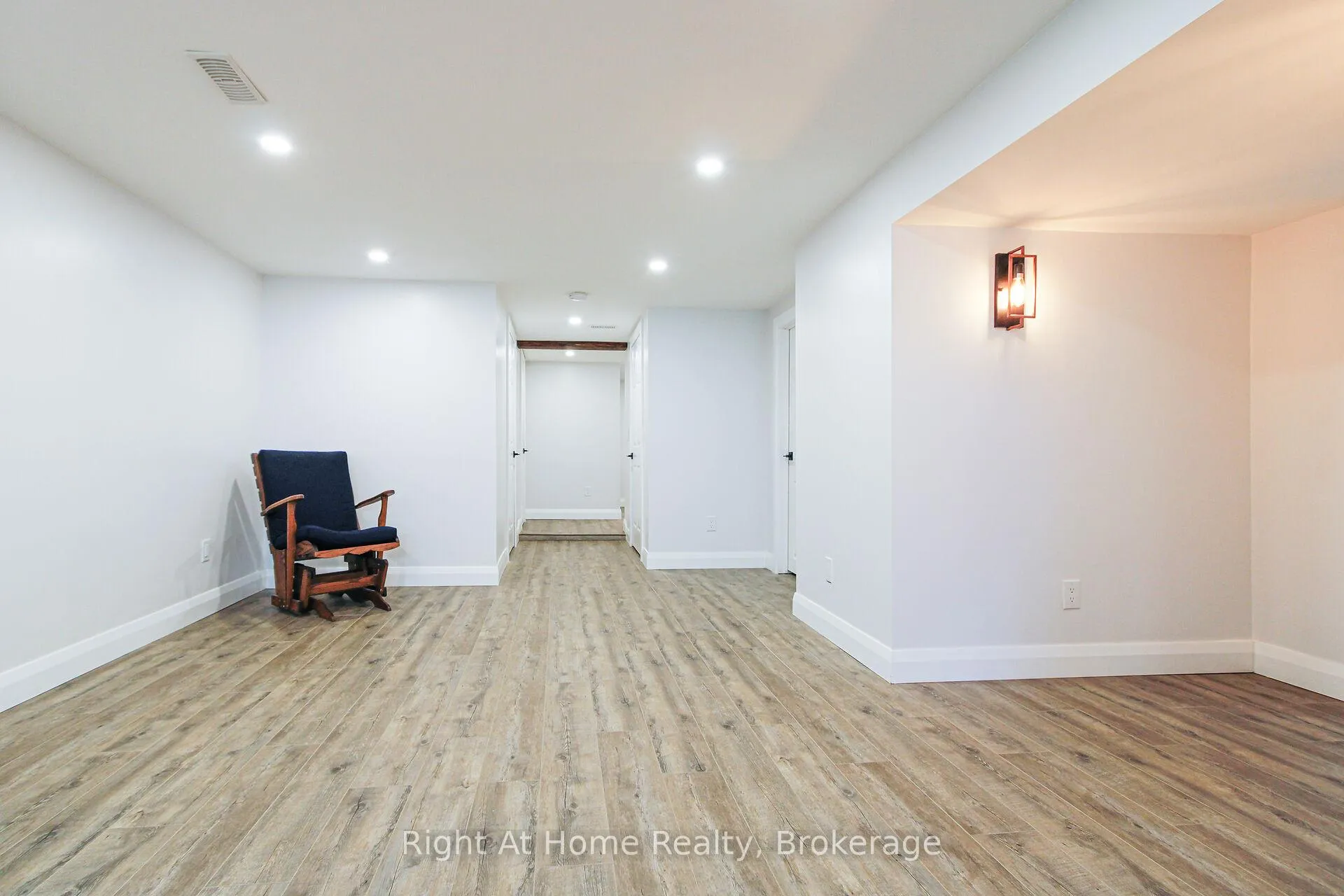 Photo 29 of 367 Golf Club Road, Hamilton, Rural Glanbrook — HOMEH