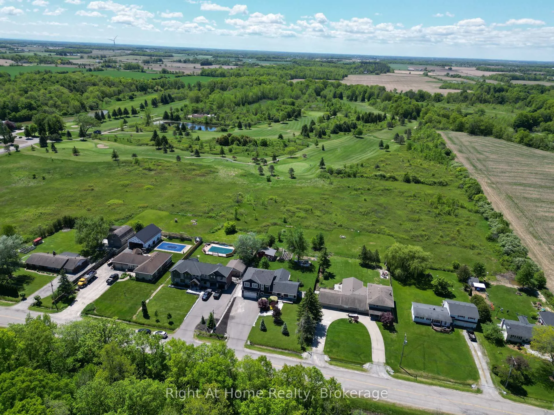 Photo 39 of 367 Golf Club Road, Hamilton, Rural Glanbrook — HOMEH