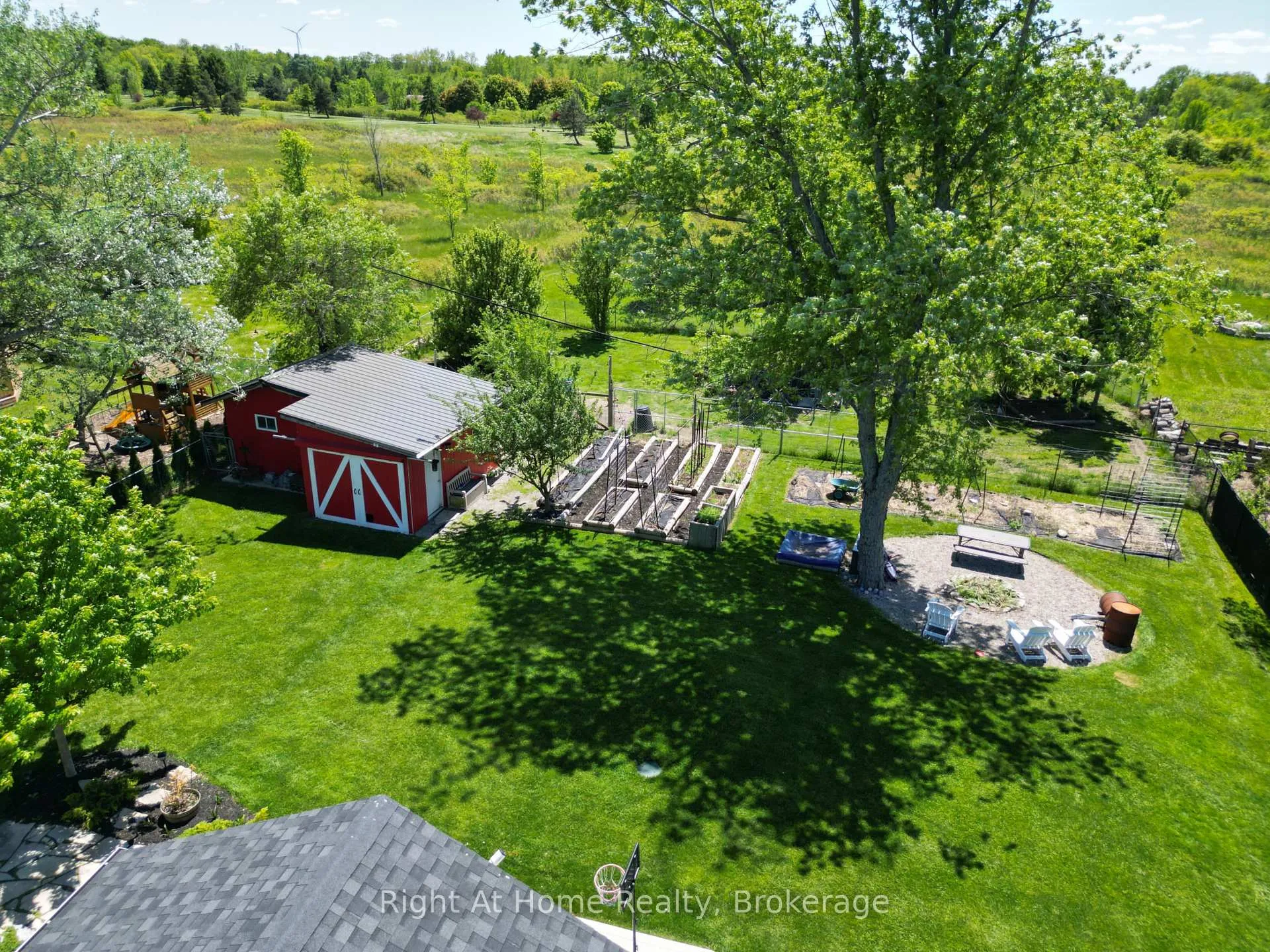 Photo 41 of 367 Golf Club Road, Hamilton, Rural Glanbrook — HOMEH
