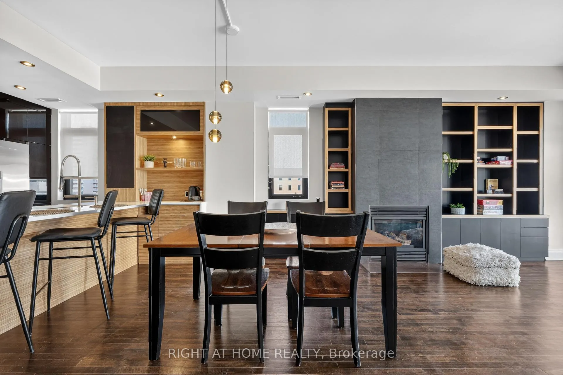 Photo 13 of Unit 901, 374 Cooper Street, Ottawa, Ottawa Centre — HOMEH