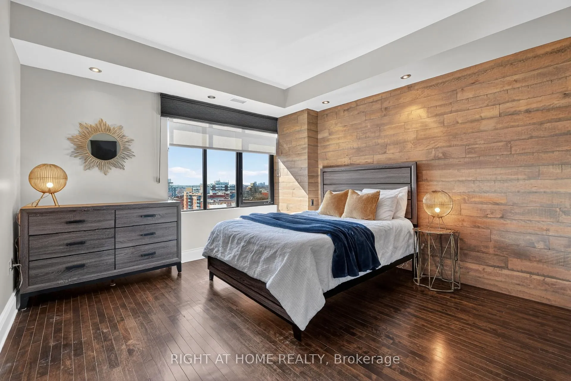 Photo 19 of Unit 901, 374 Cooper Street, Ottawa, Ottawa Centre — HOMEH