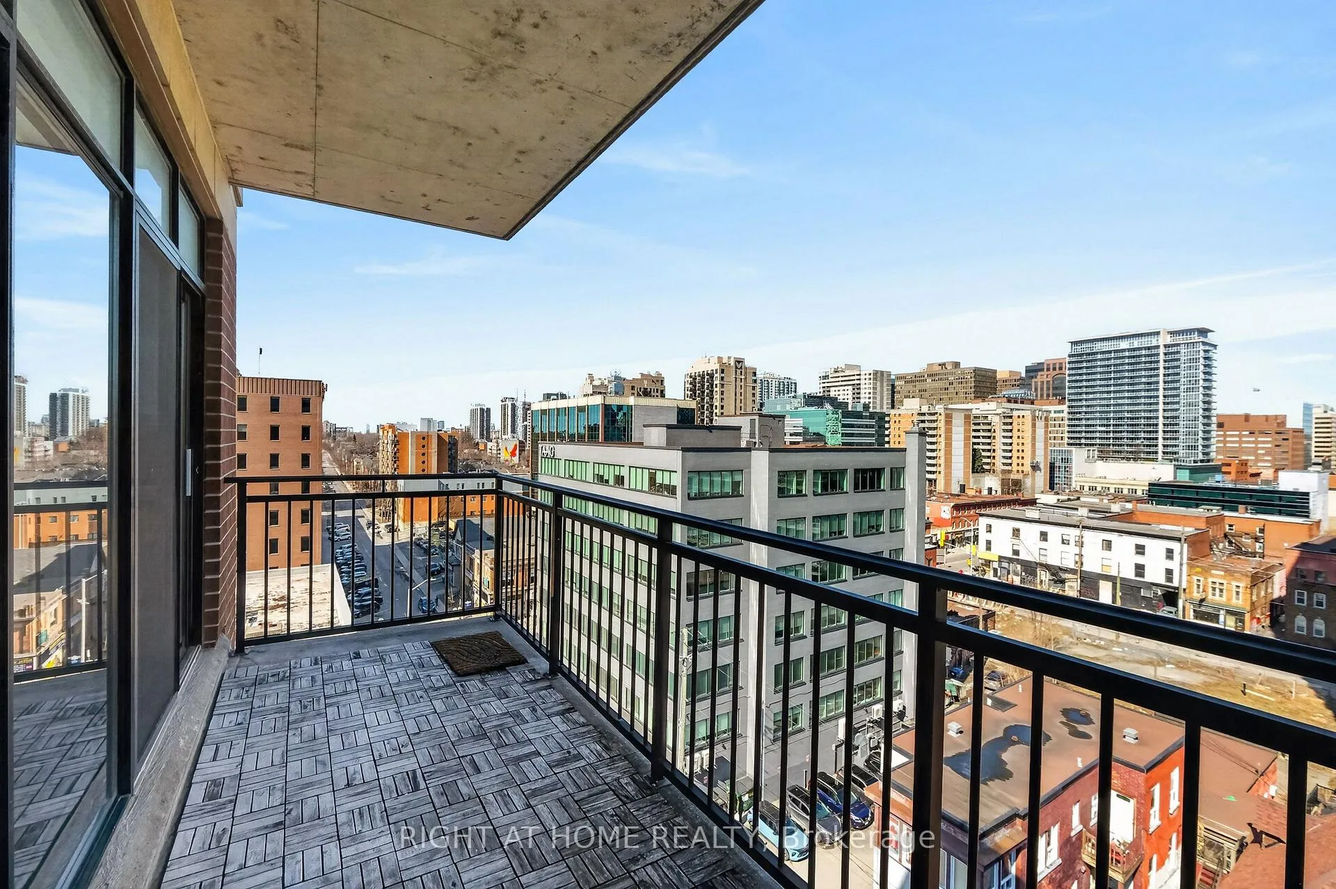 Photo 24 of Unit 901, 374 Cooper Street, Ottawa, Ottawa Centre — HOMEH
