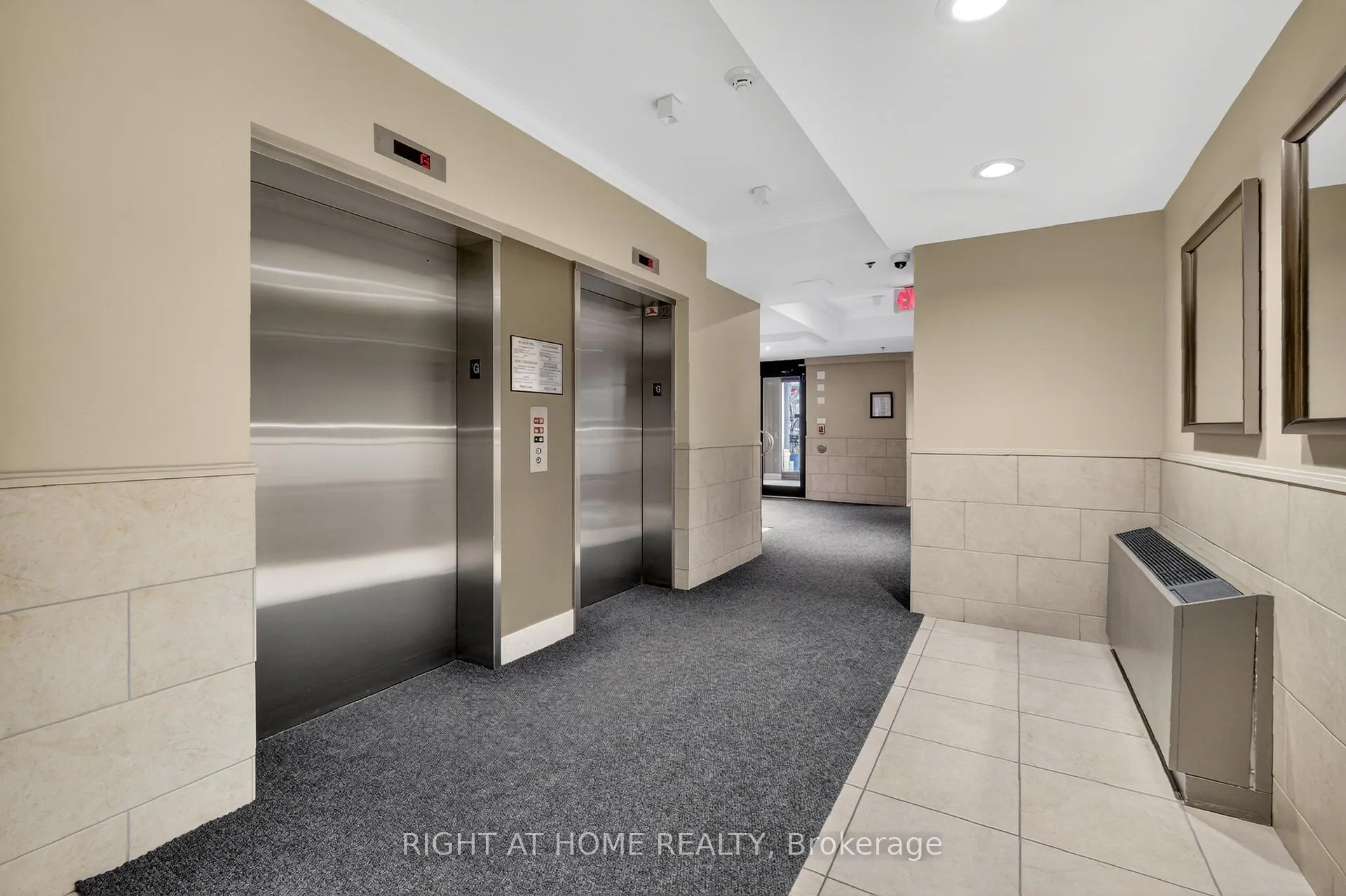 Photo 26 of Unit 901, 374 Cooper Street, Ottawa, Ottawa Centre — HOMEH