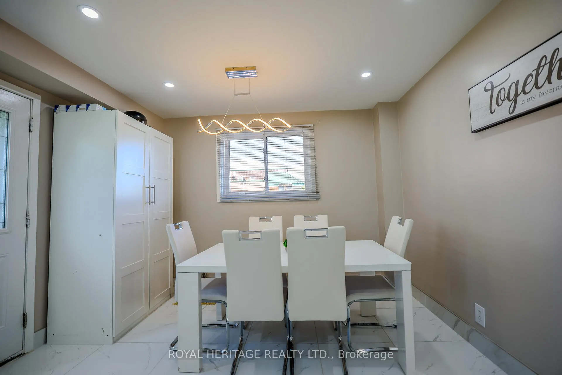 Photo 10 of 1092 Cedar Street, Oshawa, Lakeview — HOMEH