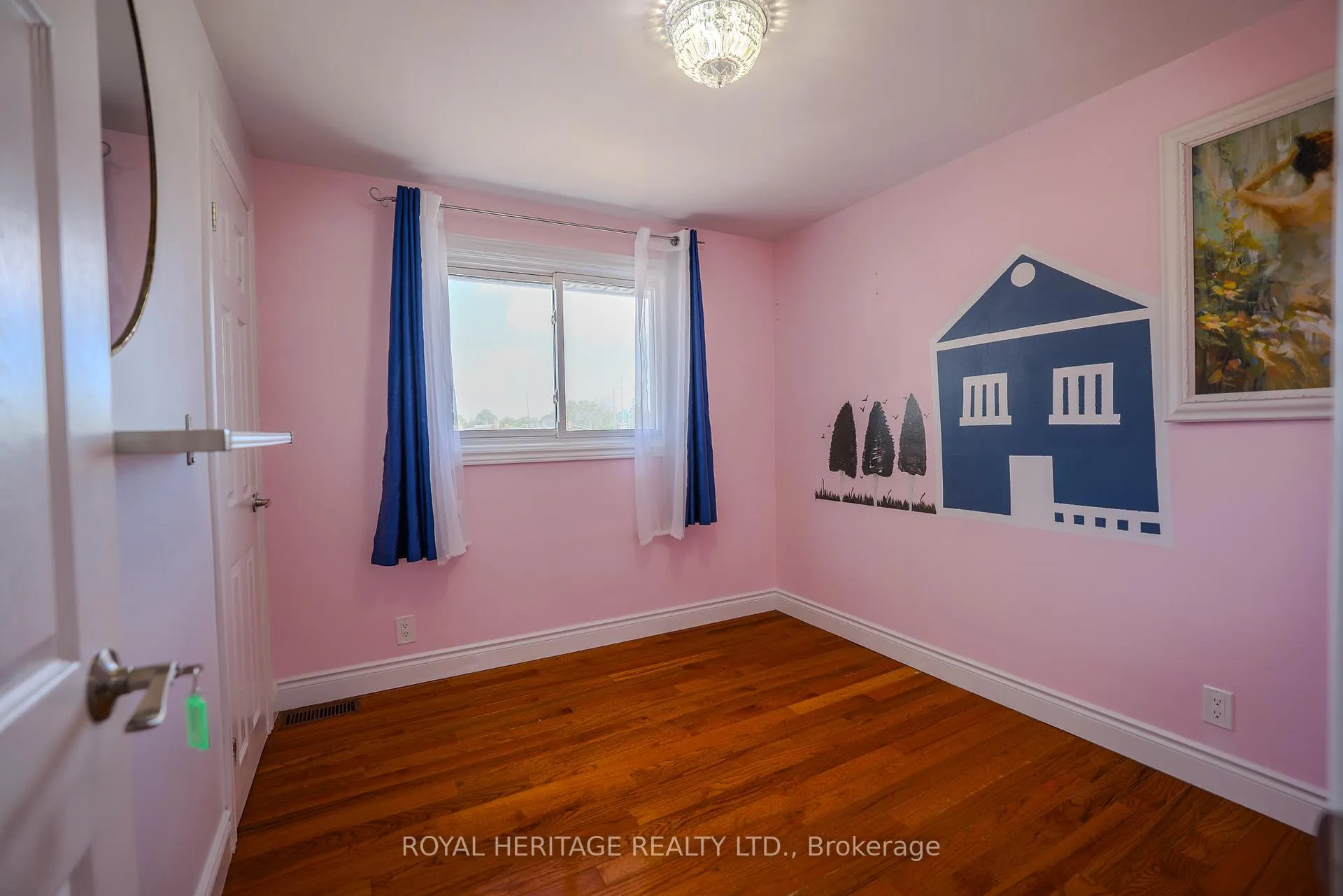 Photo 23 of 1092 Cedar Street, Oshawa, Lakeview — HOMEH