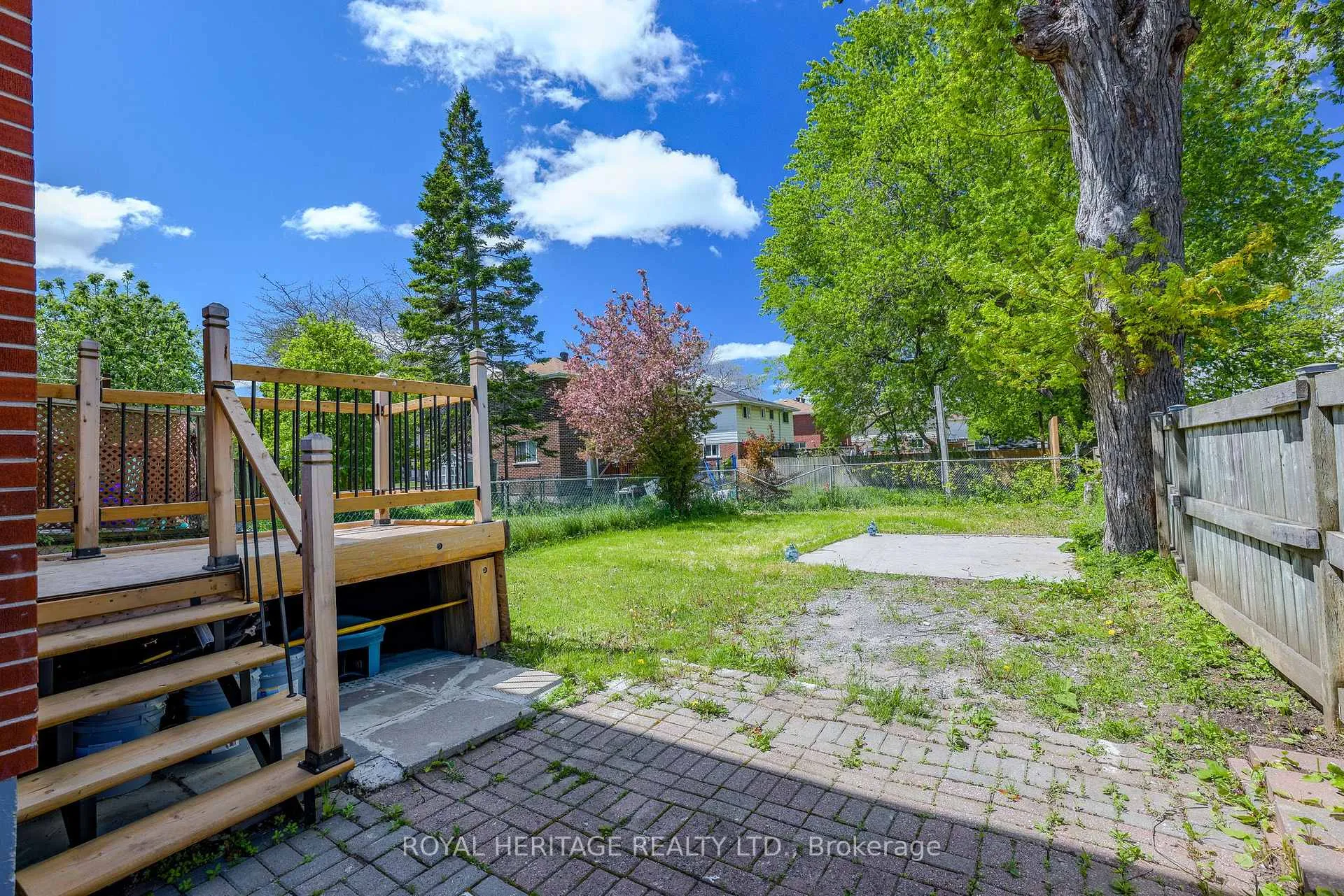 Photo 38 of 1092 Cedar Street, Oshawa, Lakeview — HOMEH