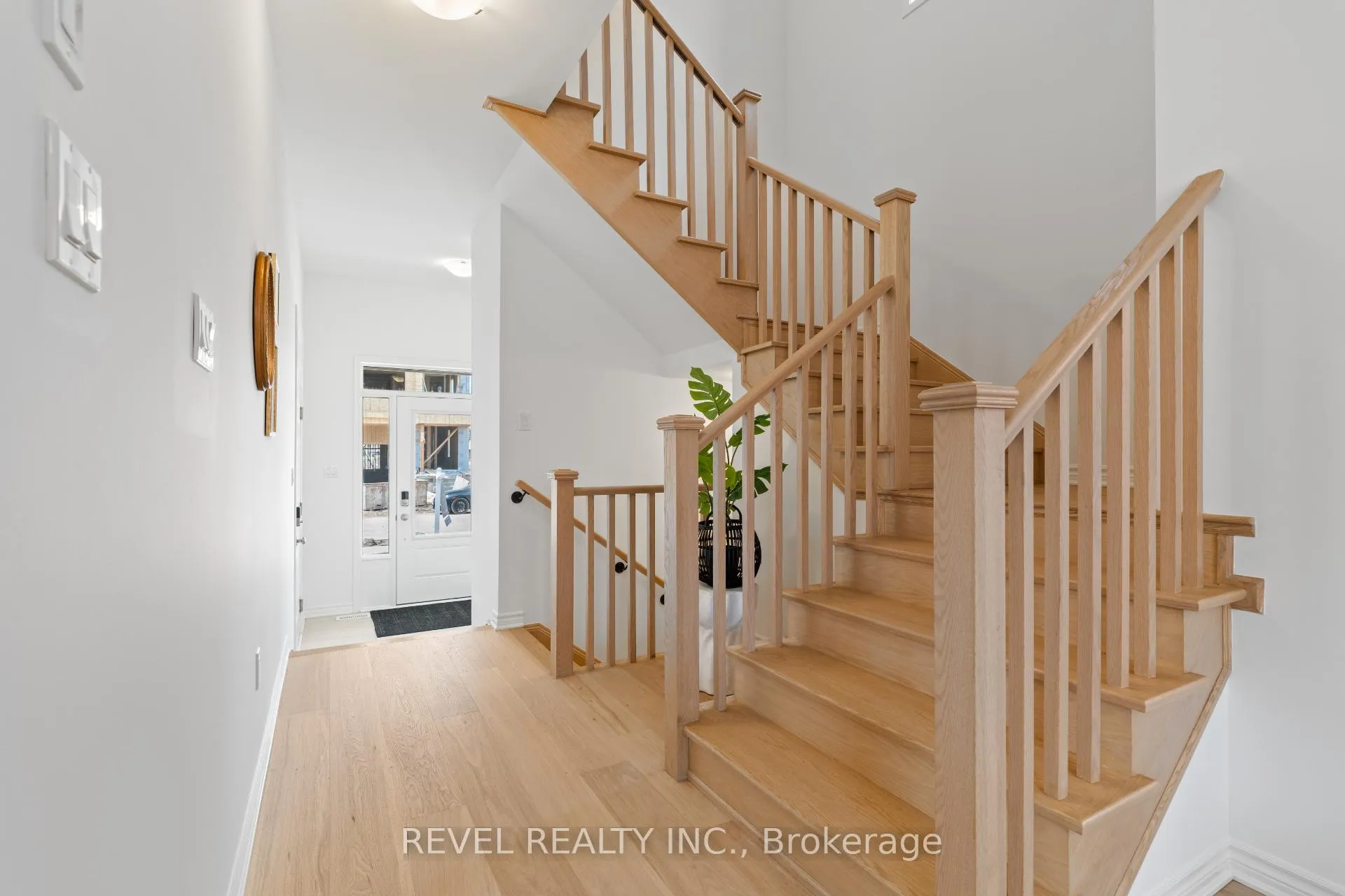 Photo 3 of 1488 Culcastle Drive, Milton, Bowes — HOMEH