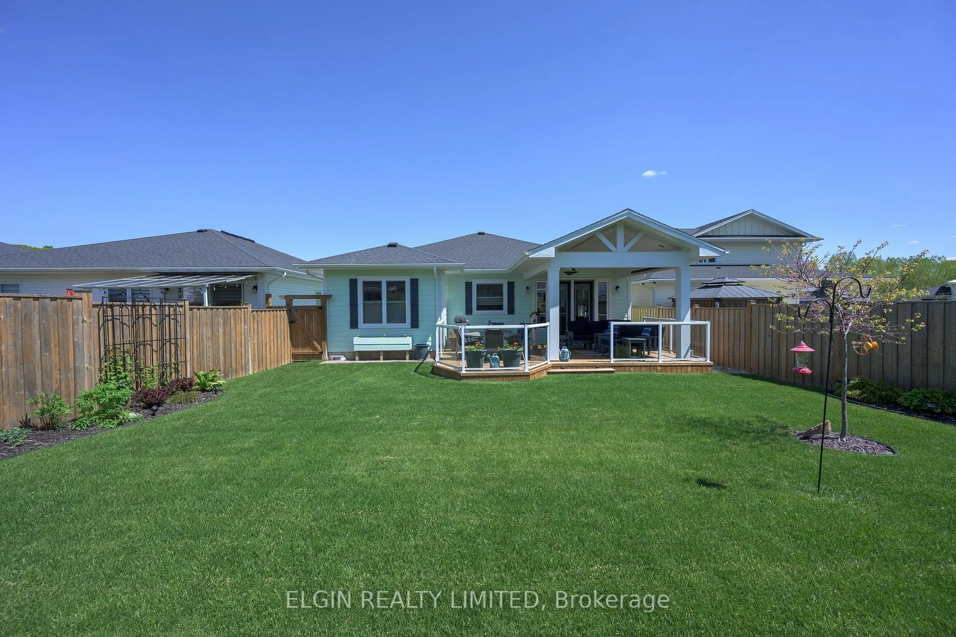 Photo 38 of 30 Regatta Way, Central Elgin, Port Stanley — HOMEH