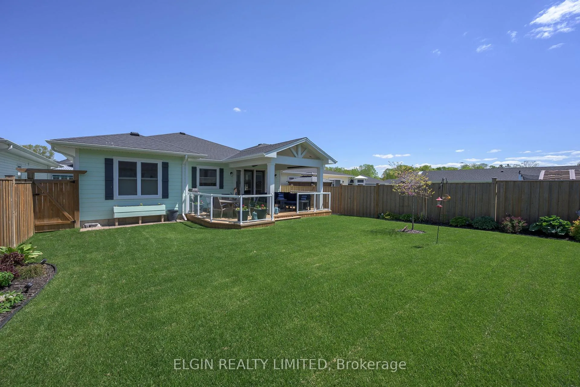 Photo 40 of 30 Regatta Way, Central Elgin, Port Stanley — HOMEH