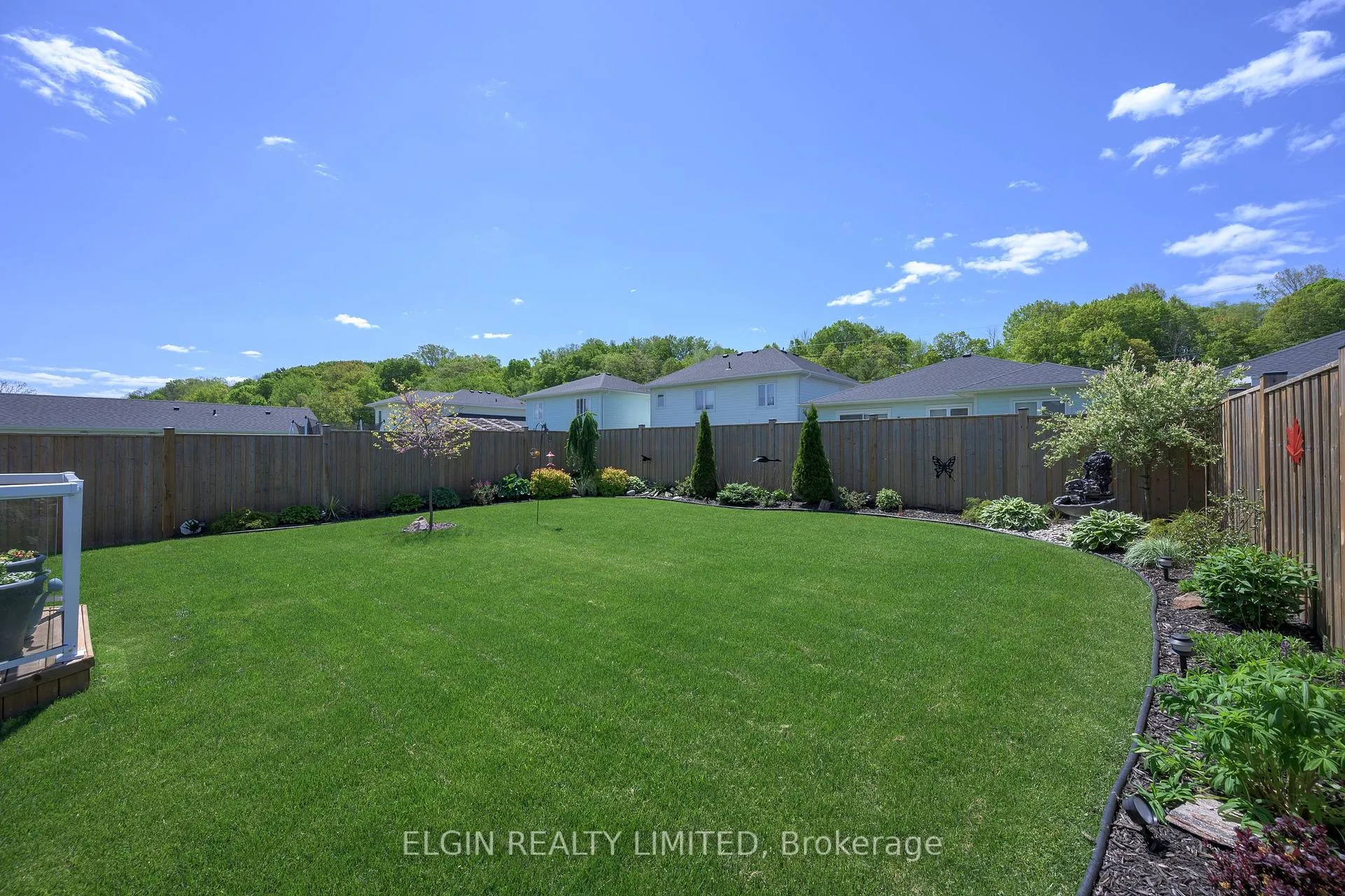 Photo 41 of 30 Regatta Way, Central Elgin, Port Stanley — HOMEH