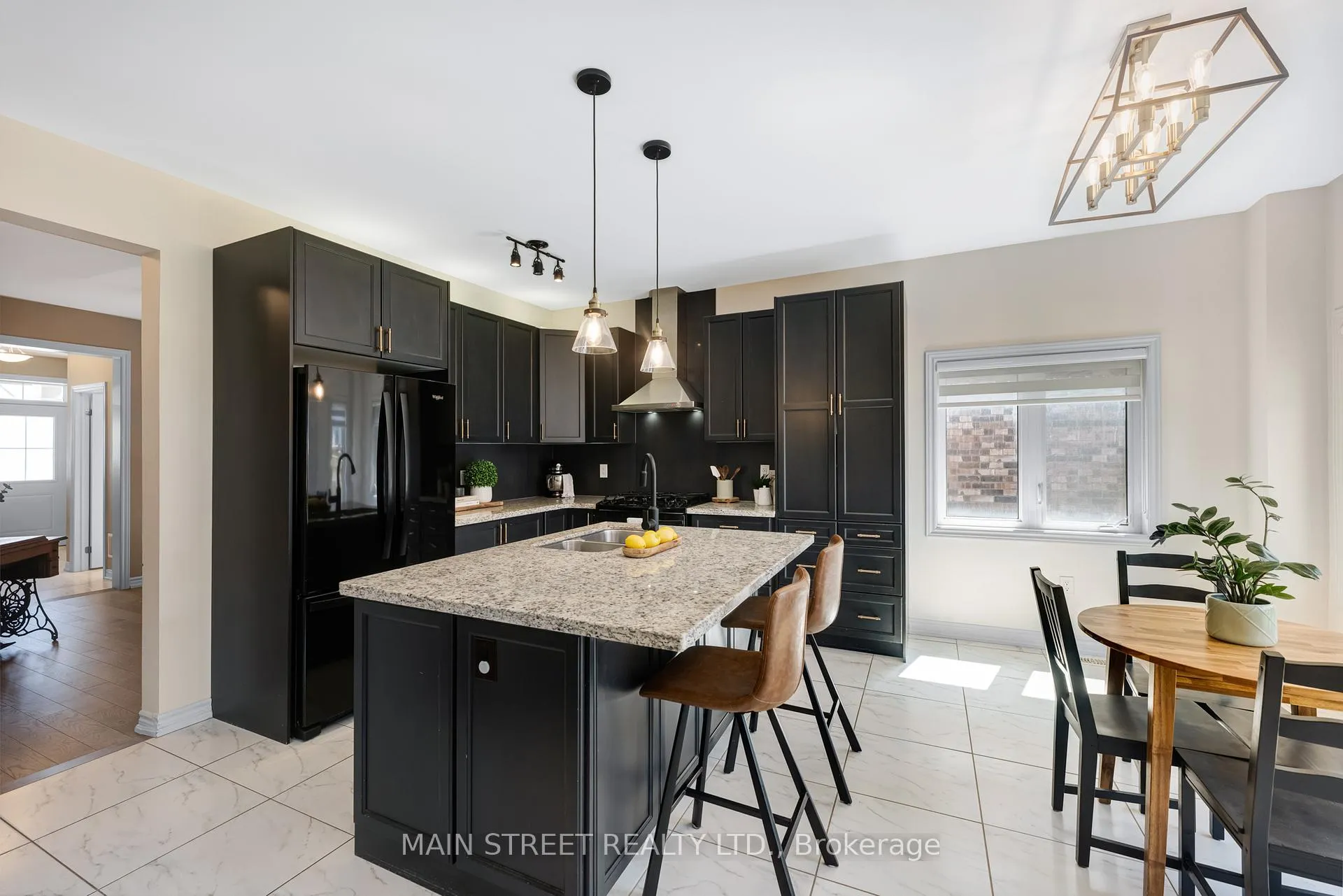 Photo 3 of 1518 Emberton Way, Innisfil, Alcona — HOMEH