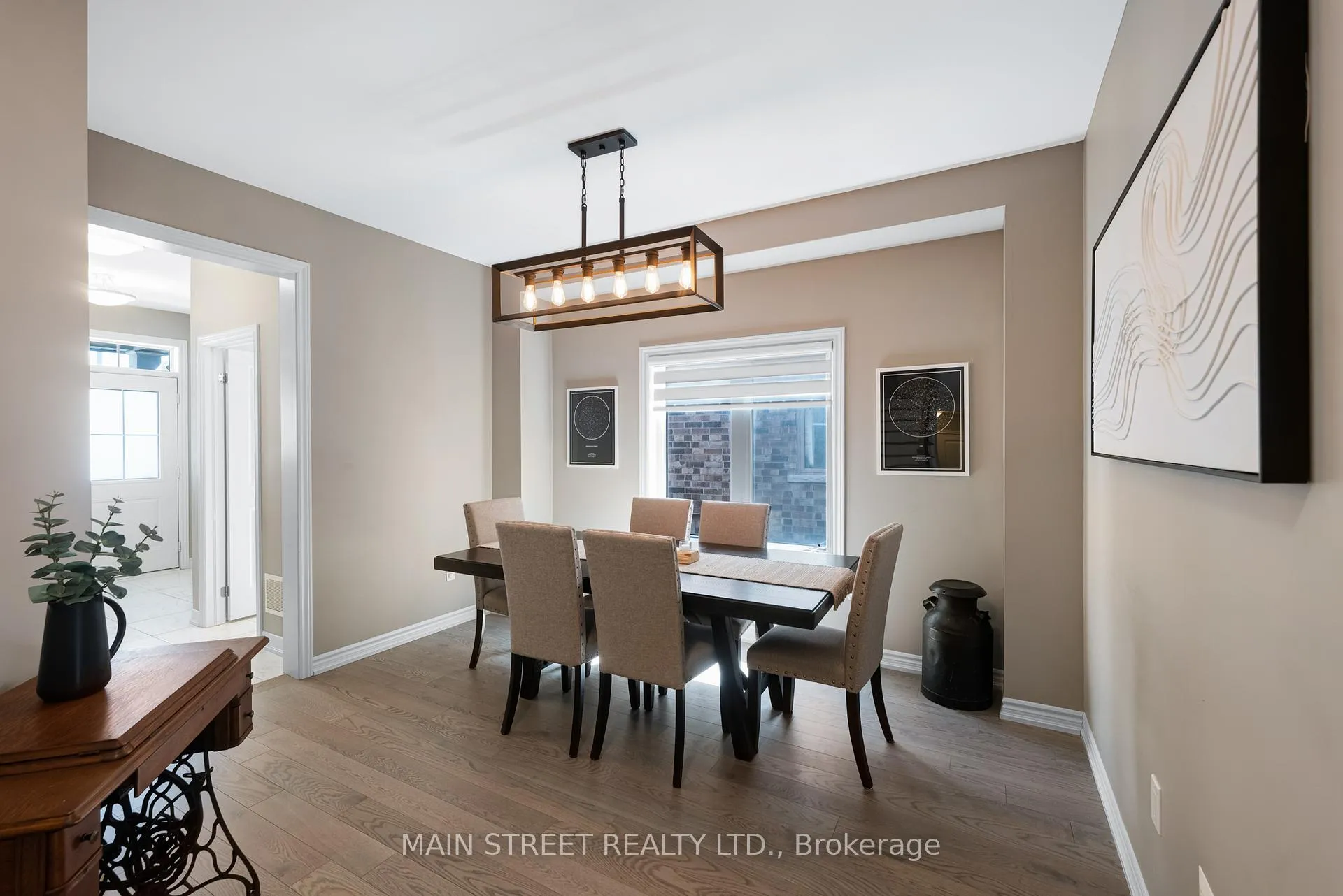 Photo 15 of 1518 Emberton Way, Innisfil, Alcona — HOMEH