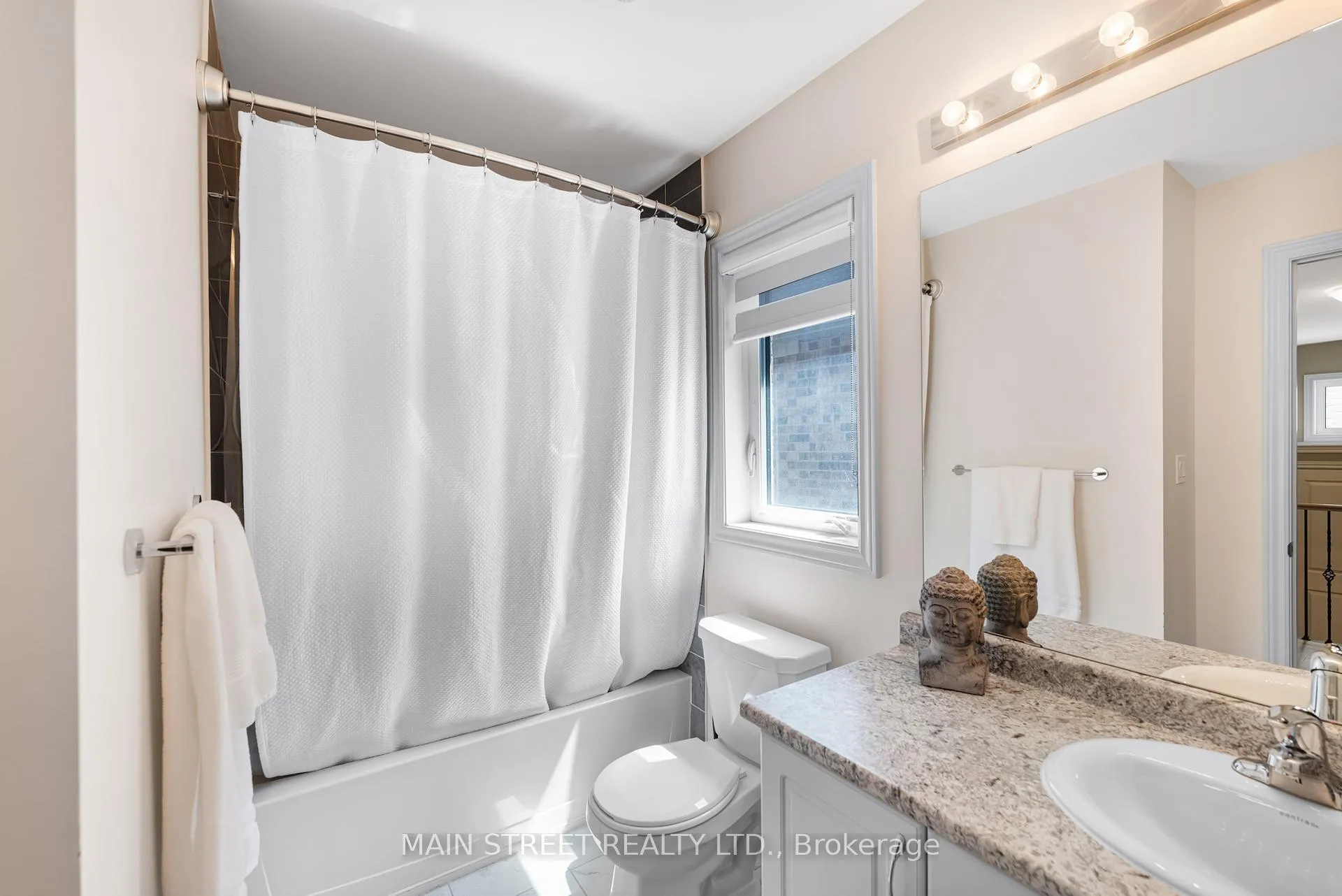 Photo 27 of 1518 Emberton Way, Innisfil, Alcona — HOMEH