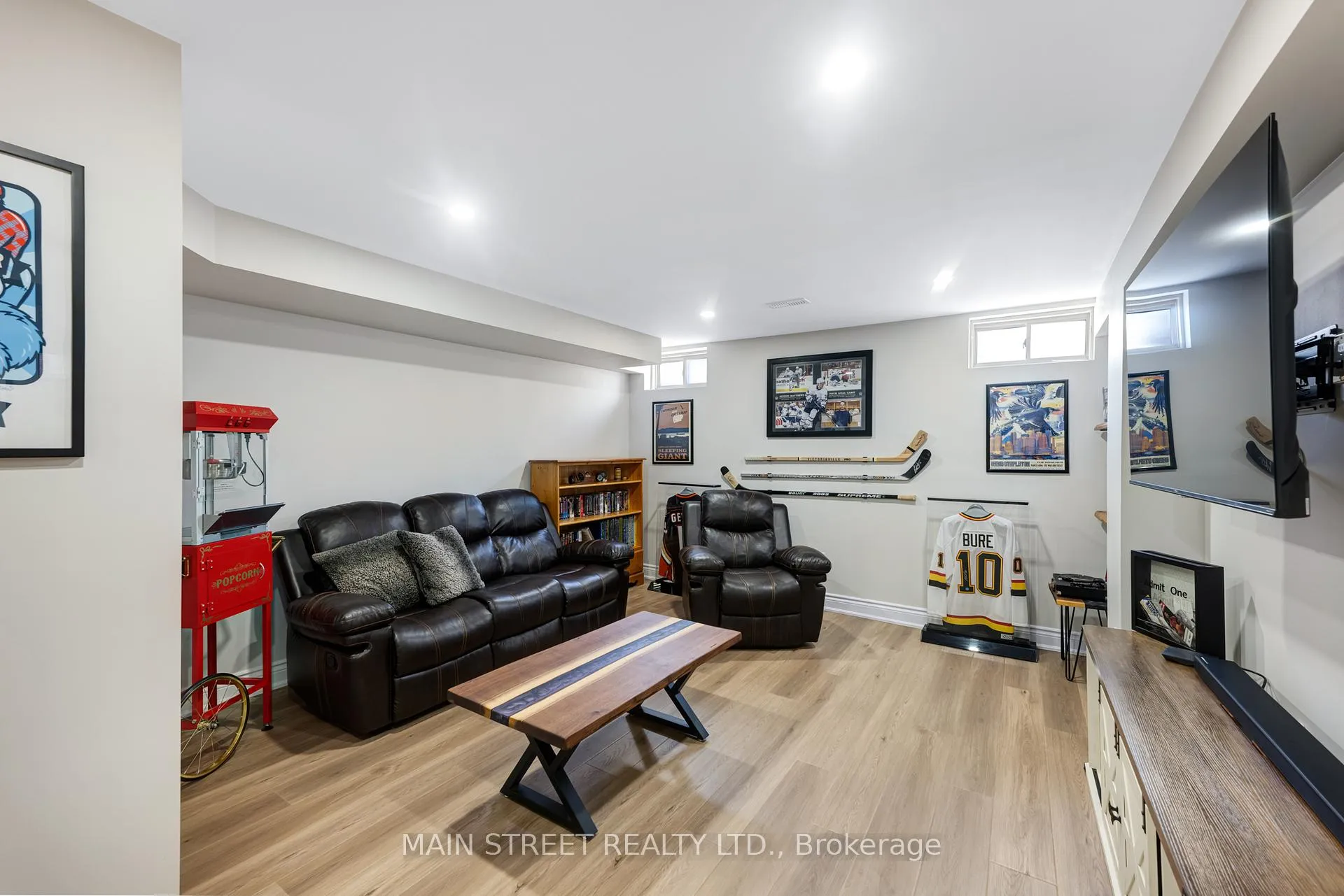 Photo 30 of 1518 Emberton Way, Innisfil, Alcona — HOMEH