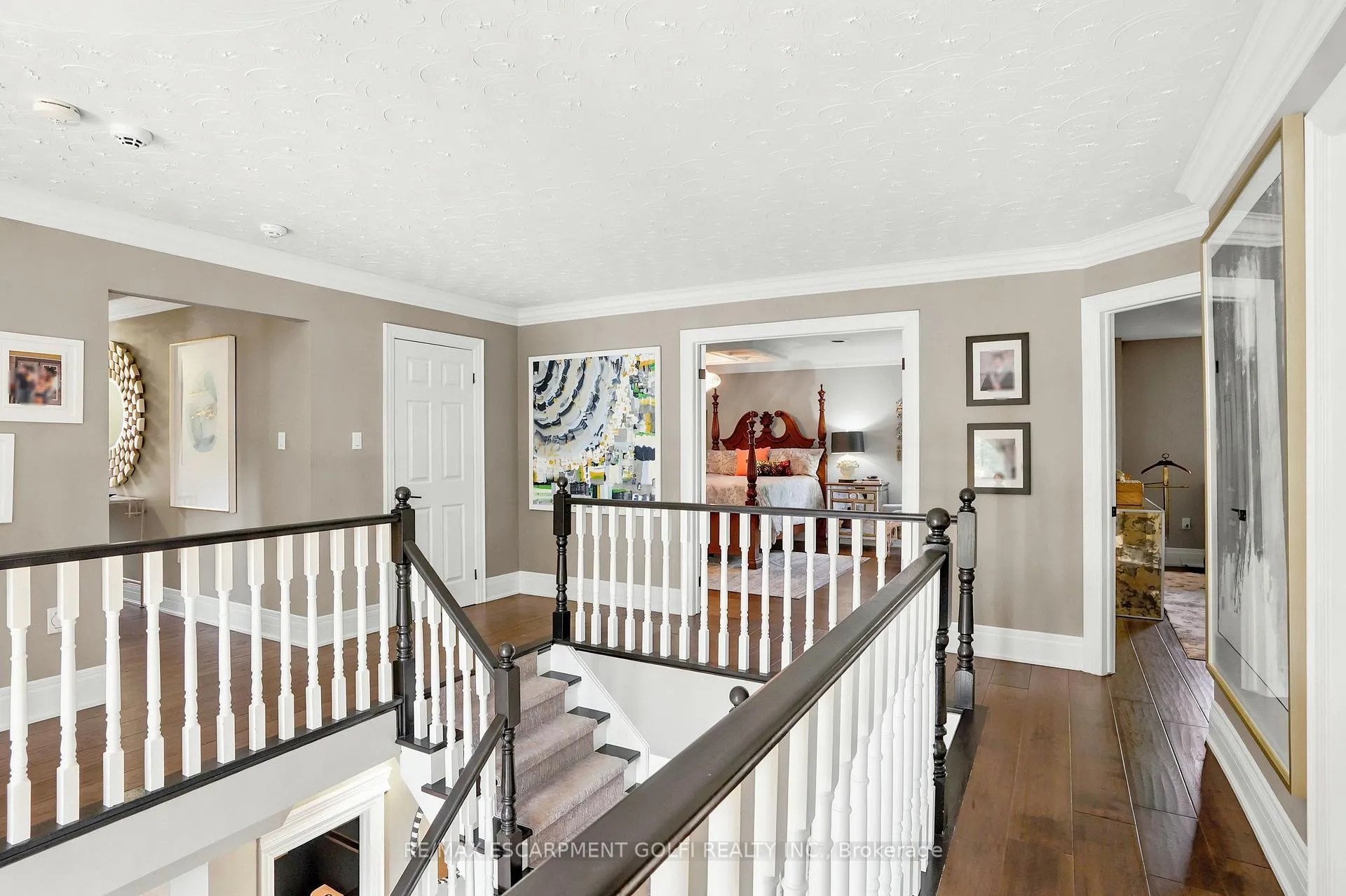 Photo 23 of 149 Miller Drive, Hamilton, Ancaster — HOMEH