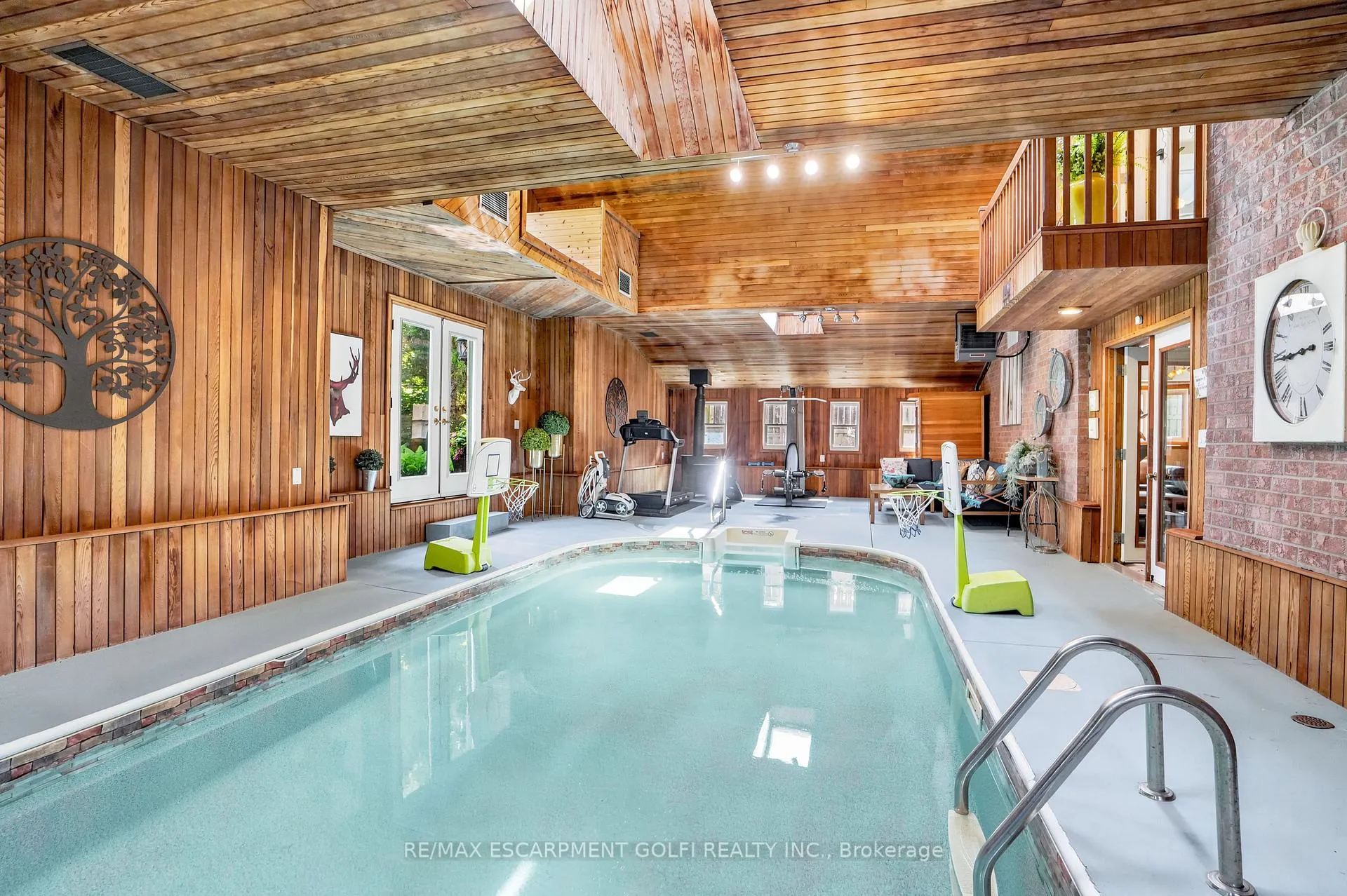 Photo 43 of 149 Miller Drive, Hamilton, Ancaster — HOMEH