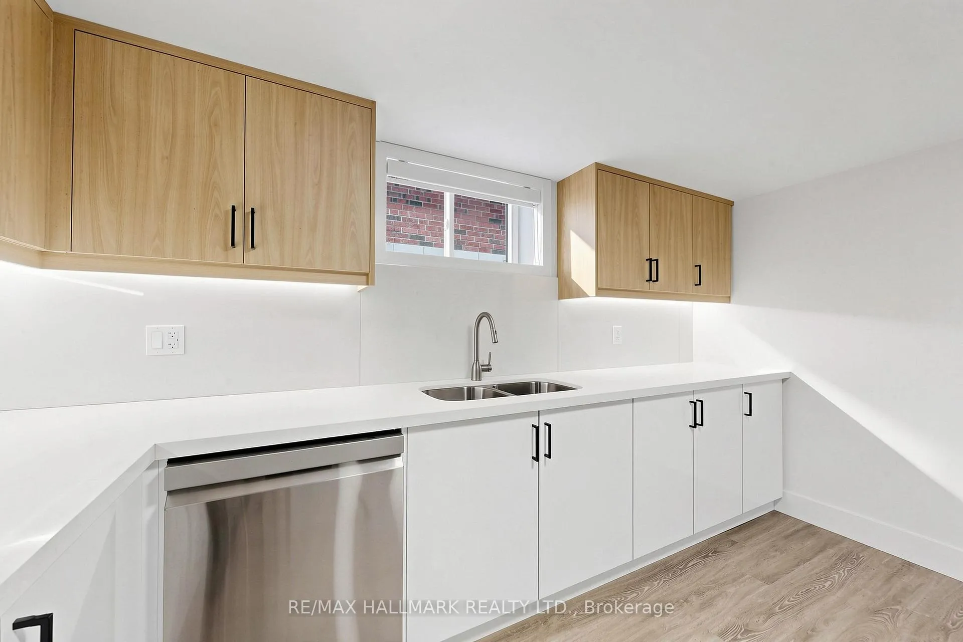 Photo 15 of Unit Lower/Bsmt, 655 O'connor Drive, Toronto, East York — HOMEH