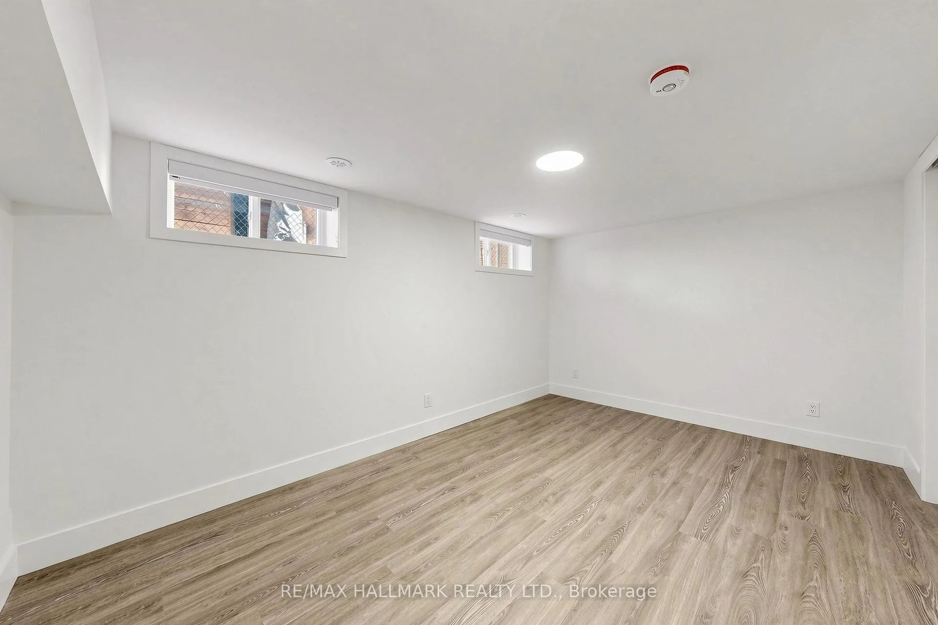 Photo 24 of Unit Lower/Bsmt, 655 O'connor Drive, Toronto, East York — HOMEH