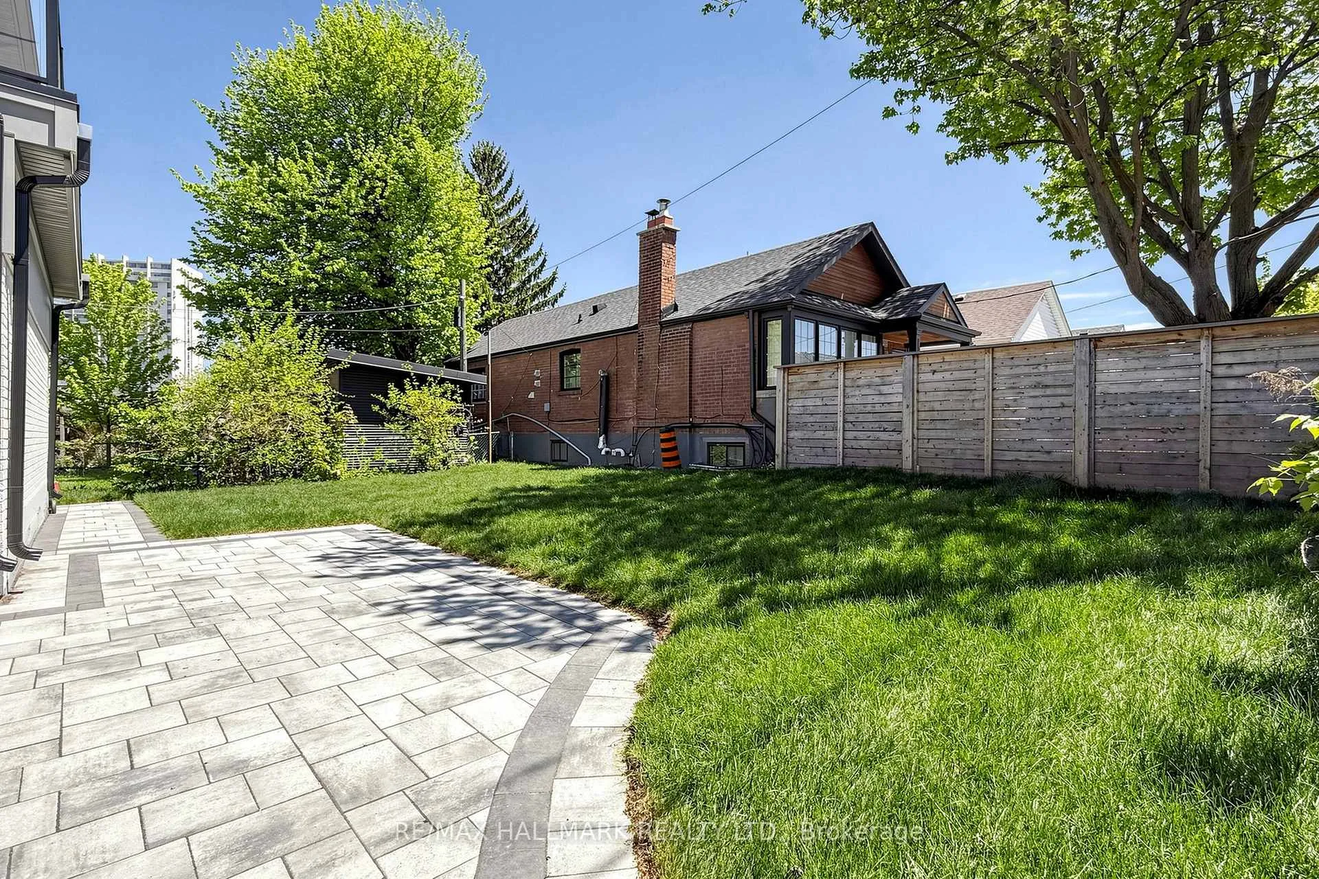 Photo 28 of Unit Lower/Bsmt, 655 O'connor Drive, Toronto, East York — HOMEH